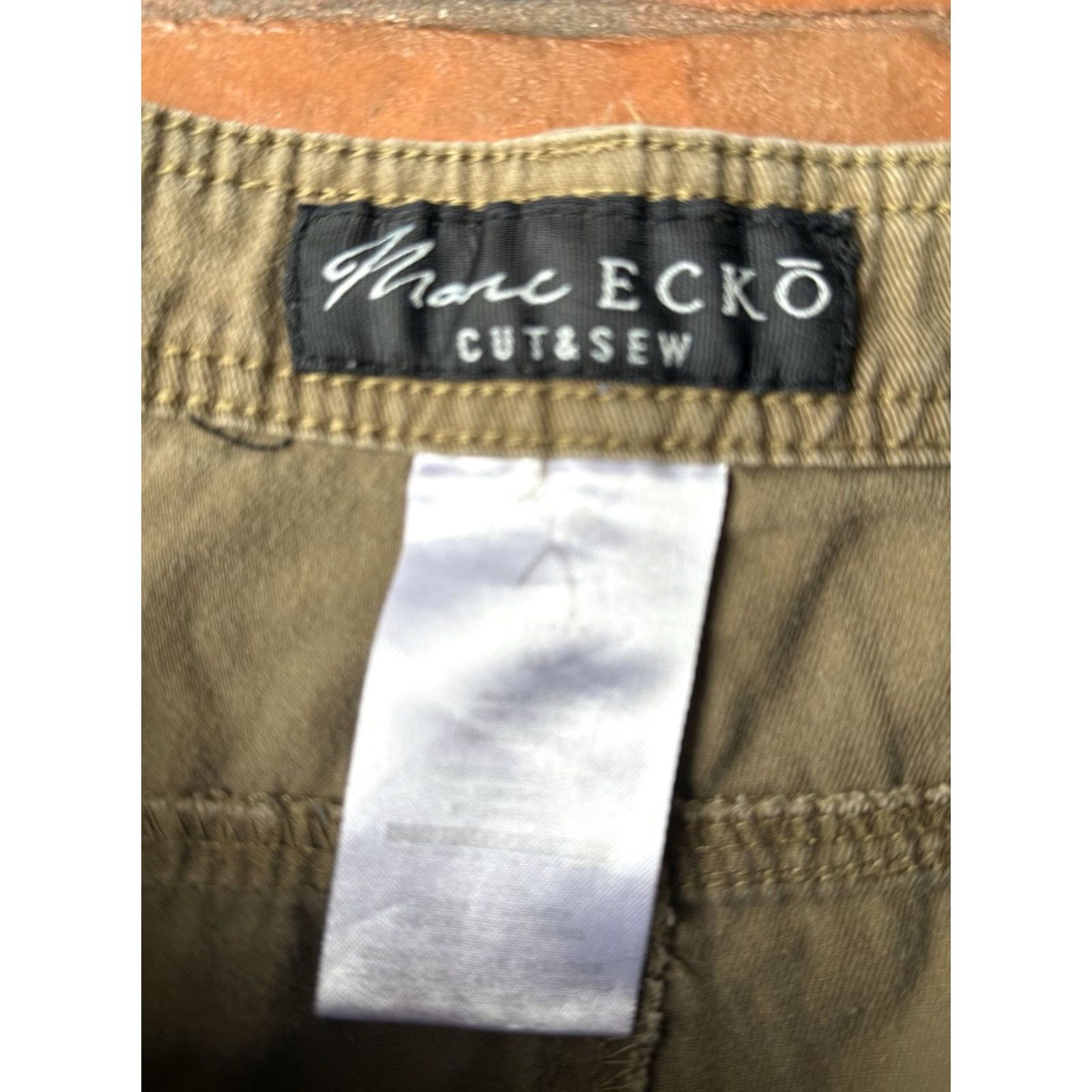 Marcs Y2K Marc Ecko Cut & Sew Military Cargo Shorts Men’s 33 Camouflage Beige Cotton Grunge Pockets Cargo Regular 33 Mens Size US 33 - 3 Thumbnail