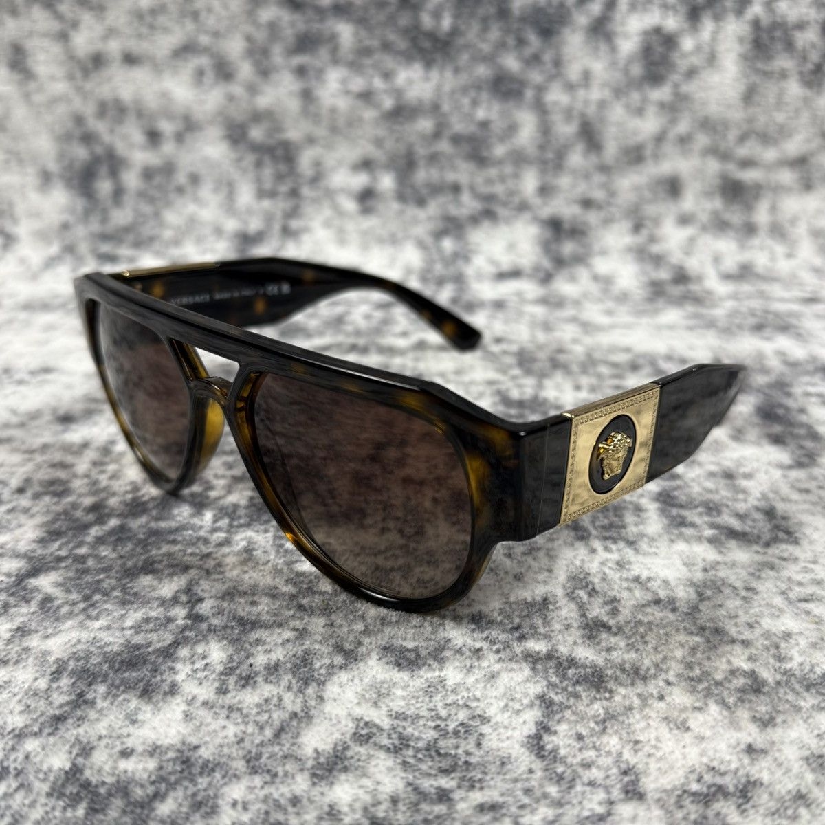 Versace Versace Medusa Head Tortoiseshell Sunglasses Size ONE SIZE - 1 Thumbnail