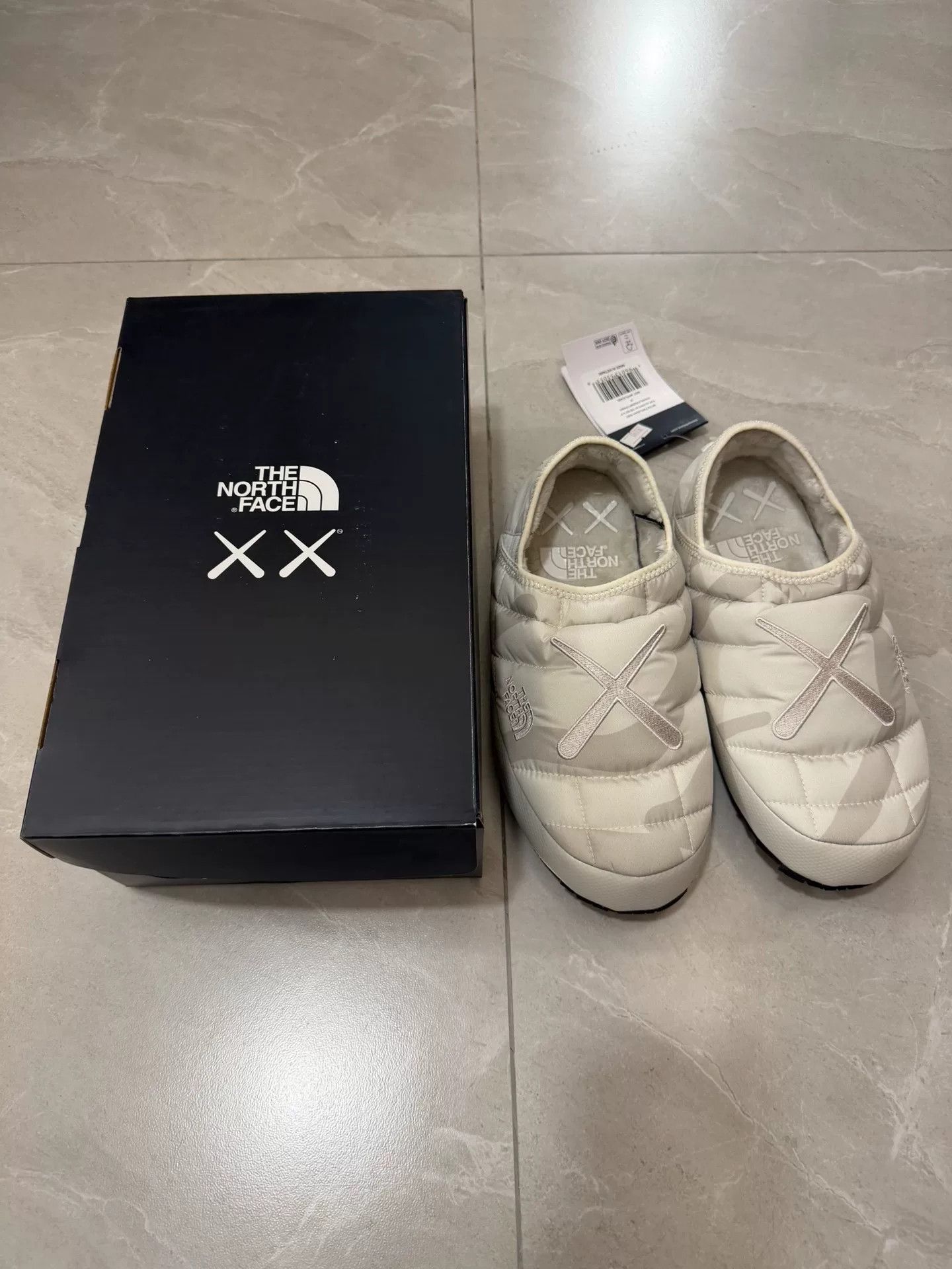 Kaws KAWS x The North Face Thermoball Traction Shoes Size US 9 / EU 42 - 1 Thumbnail