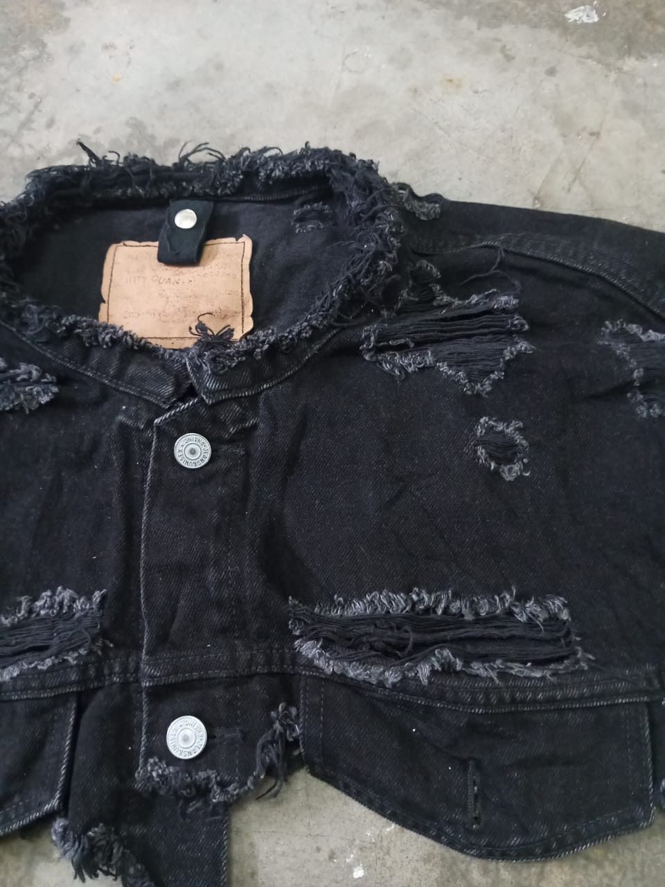 Japanese Brand RARE🟢A06 RNA Slang Punk Distressed Denim Ponco Size US M / EU 48-50 / 2 - 11 Thumbnail