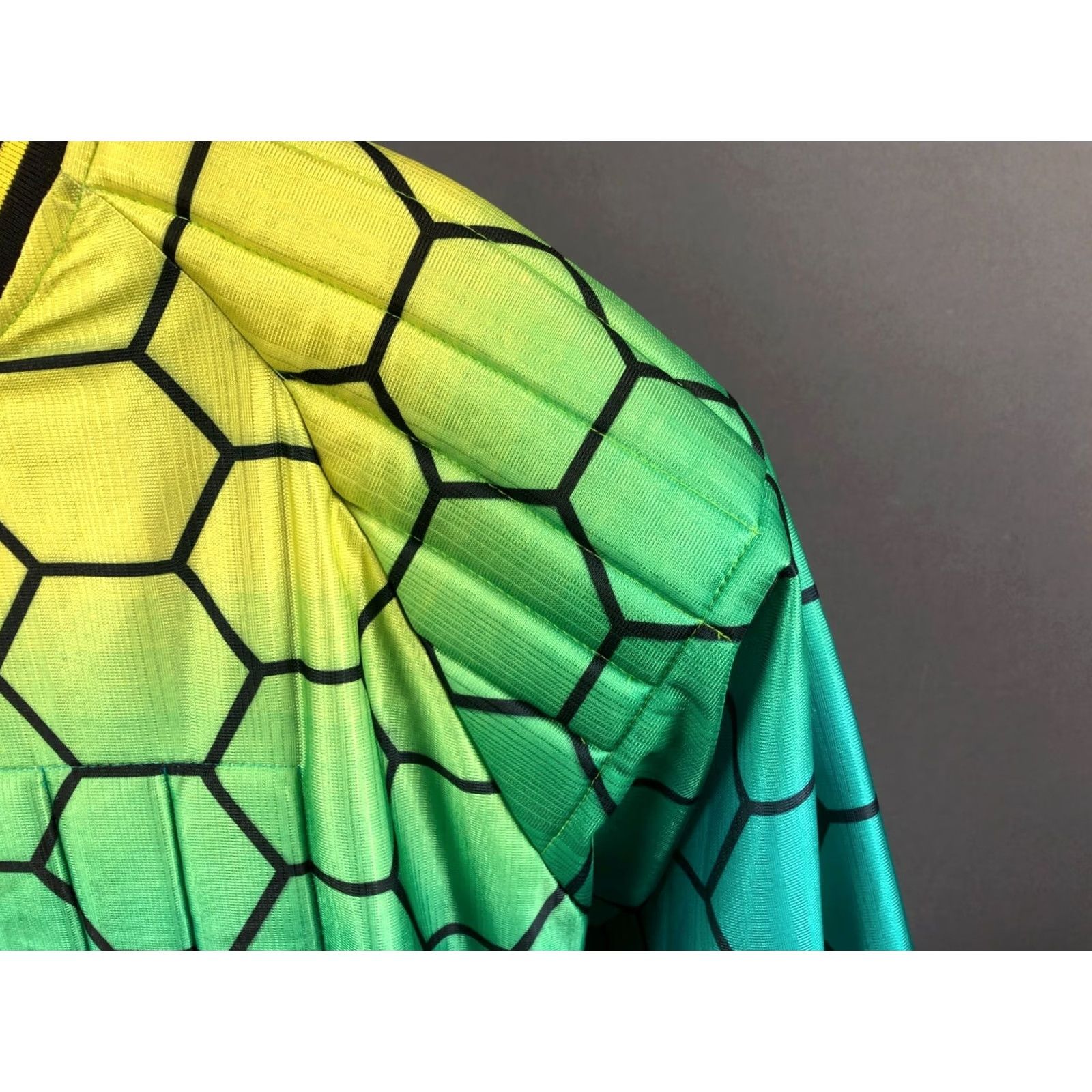Puma PUMA Men's Goalkeeper Football Jersey Size XXL Multicolor Polyester Patterned Art Geometric Jersey Long Sleeve Collared Regular Fit Sports Breathable Size US XXL / EU 58 / 5 - 7 Thumbnail