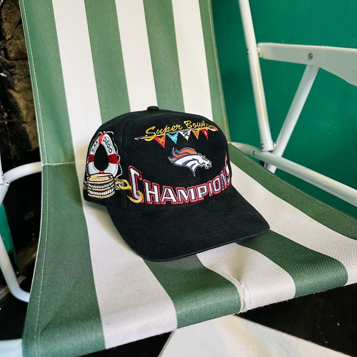 Logo Athletic × NFL × Vintage Vintage Denver Broncos Super Bowl 32 Champion NFL Hat Size ONE SIZE - 1 Thumbnail