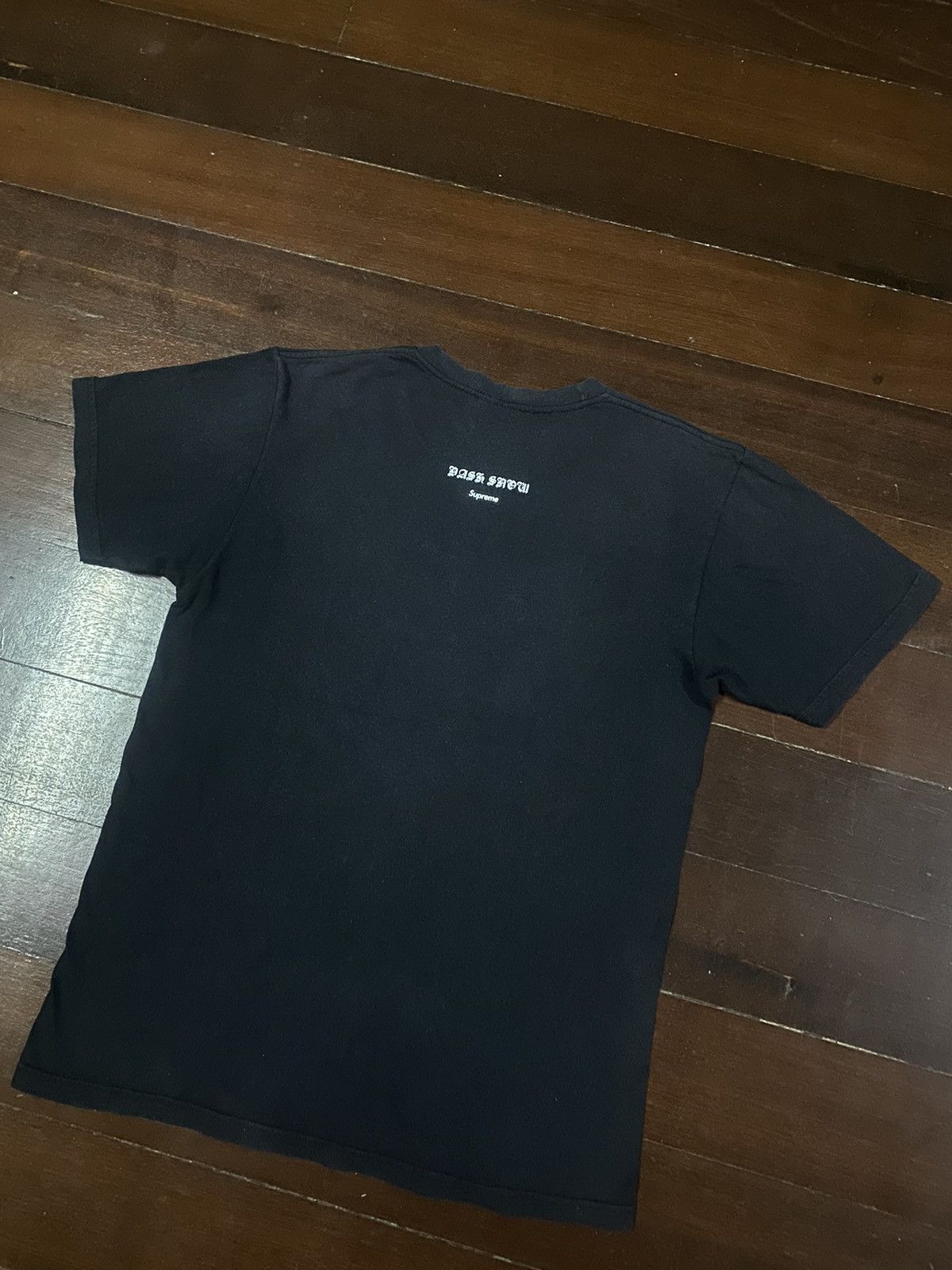 Supreme Supreme x Dash Snow Saddam Hussein newspaper Tee Size US M / EU 48-50 / 2 - 9 Thumbnail