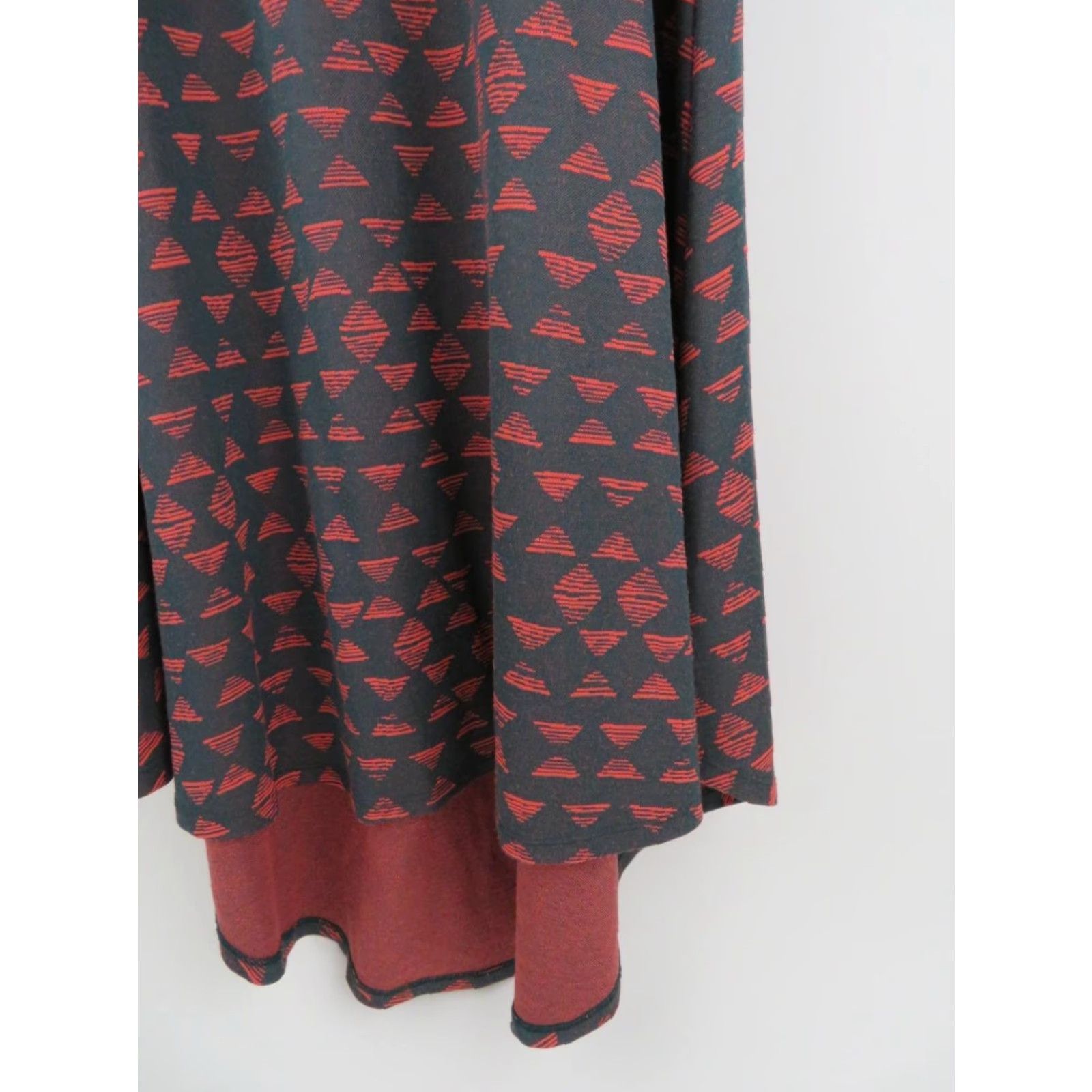 Vintage Lularoe Carly Dress Jacquard Gray Pink Unicorn Geometric Suzian XXS Dress Size XXS / US 00 / IT 34 - 3 Thumbnail