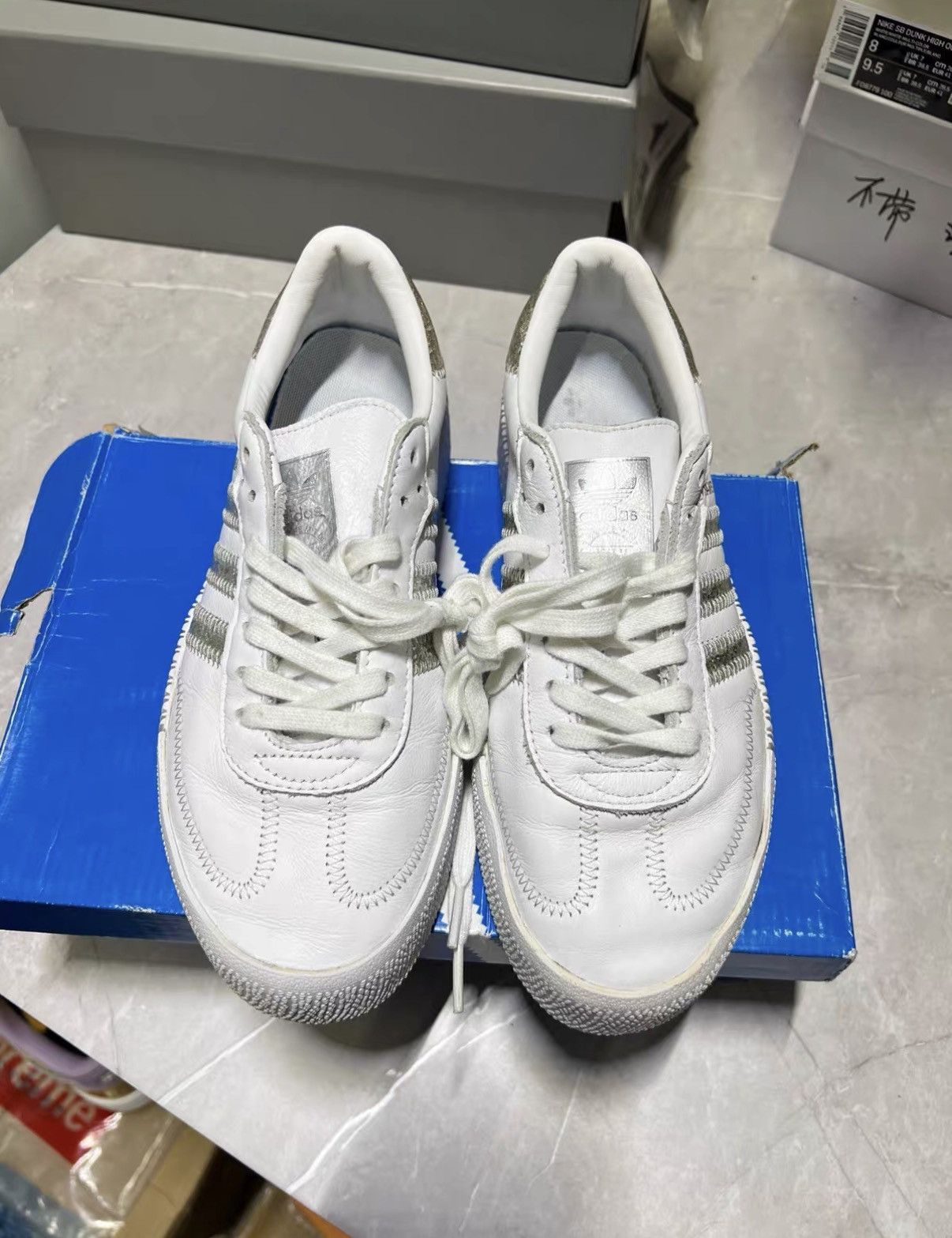 Adidas Adidas Samba Silver & White J42 Size US 7 / IT 37 - 4 Thumbnail