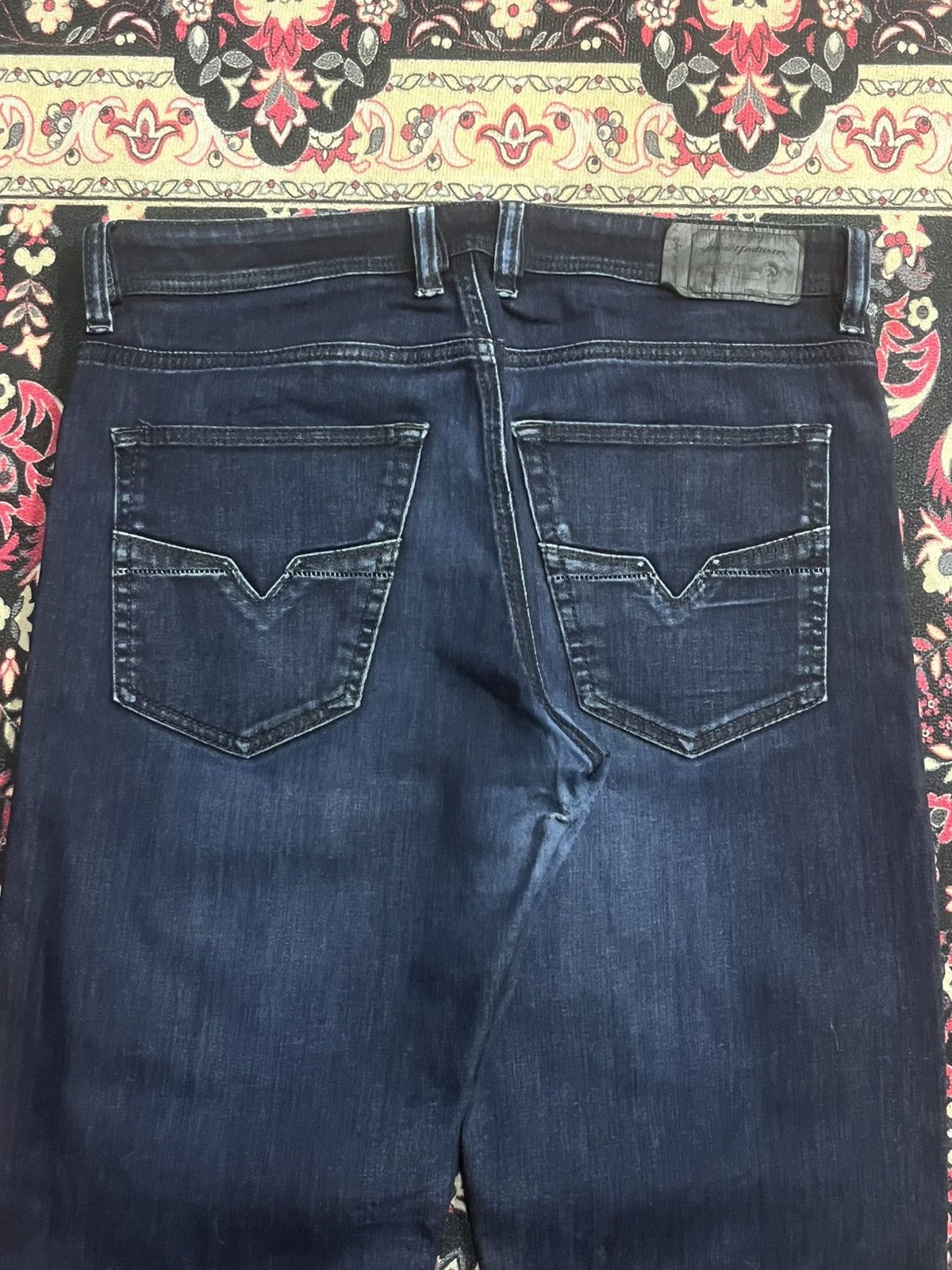 Diesel Vintage Diesel Larkee Indigo Washed Relaxed Jeans Size US 32 / EU 48 - 9 Thumbnail