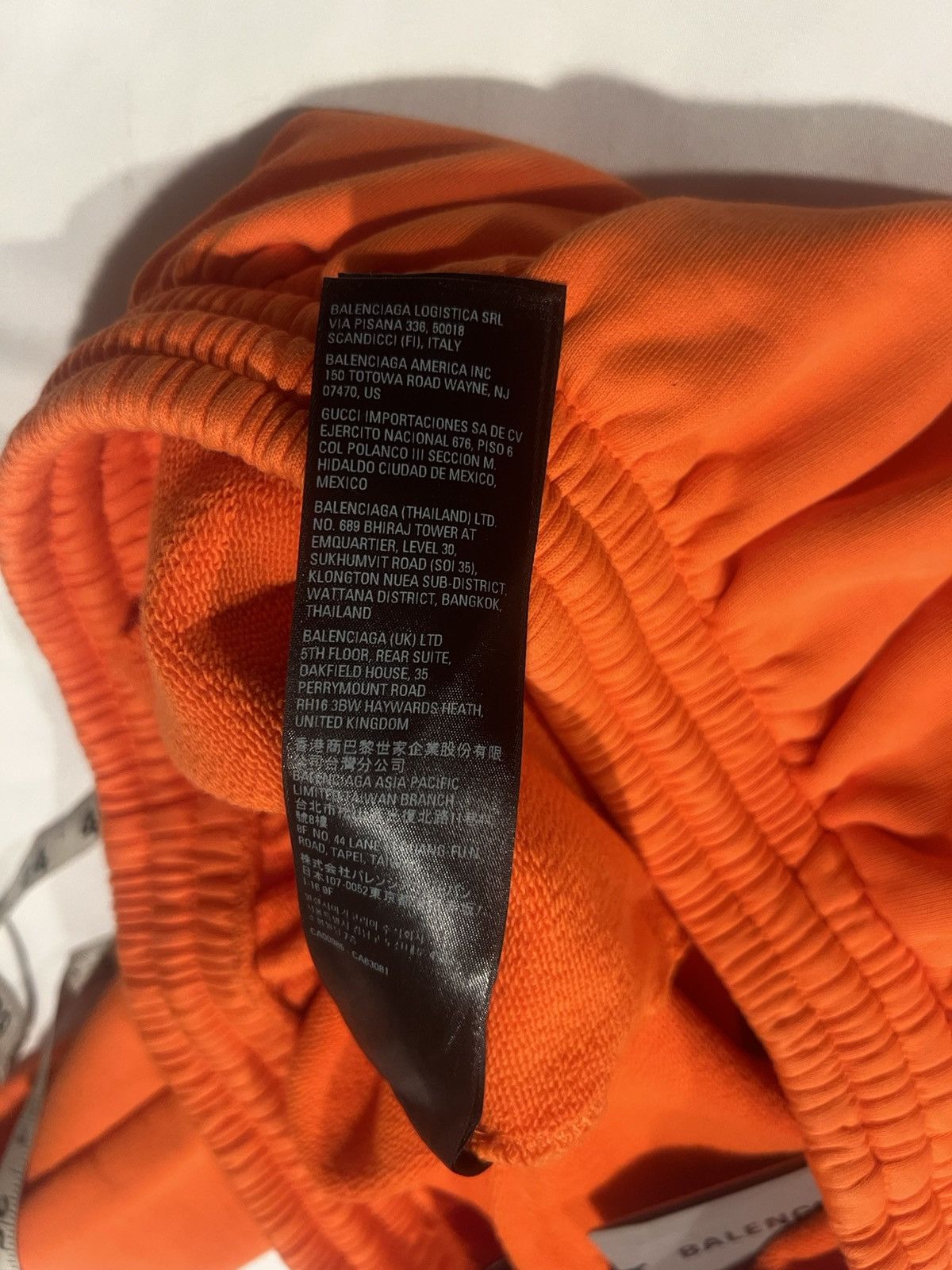 Balenciaga Balenciaga men’s oversized shorts. XS-L. $690 Size US 36 / EU 52 - 7 Thumbnail