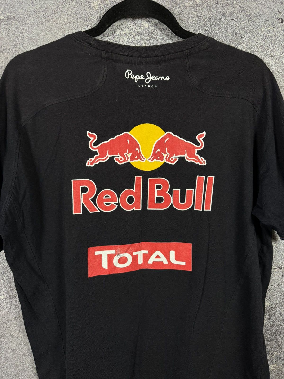 Formula 1 × Pepe Jeans × Red Bull Infiniti Geox Red Bull Formula 1 Team Pepe Jeans Racing L sz Size US L / EU 52-54 / 3 - 8 Thumbnail