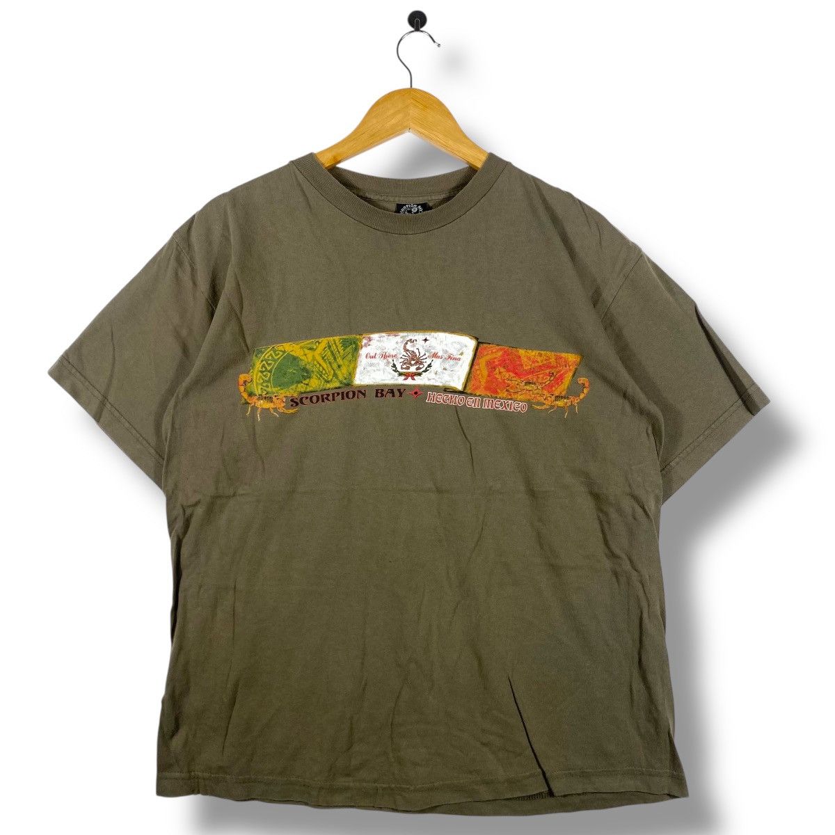 Vintage Vintage SCORPION BAY Hecho En Mexico Out There Mas Tee Shirt Size US L / EU 52-54 / 3 - 1 Thumbnail