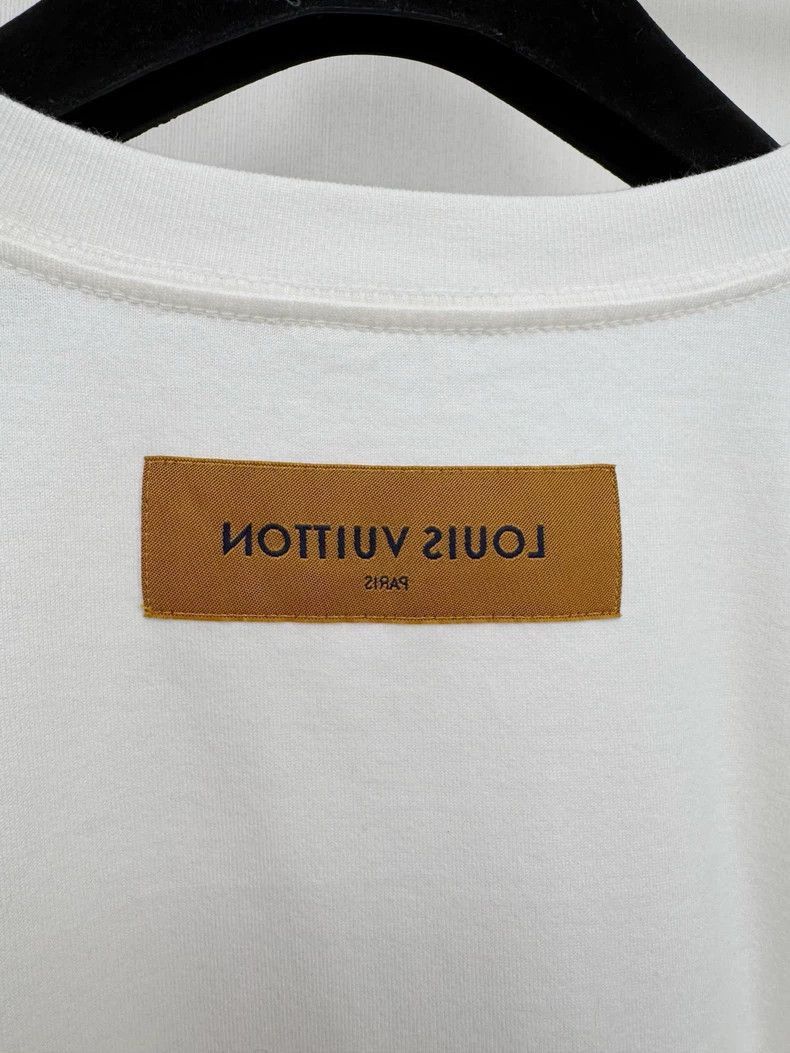 Louis Vuitton Louis Vuitton Short Sleeve T -2505 Size XS / US 0-2 / IT 36-38 - 3 Thumbnail