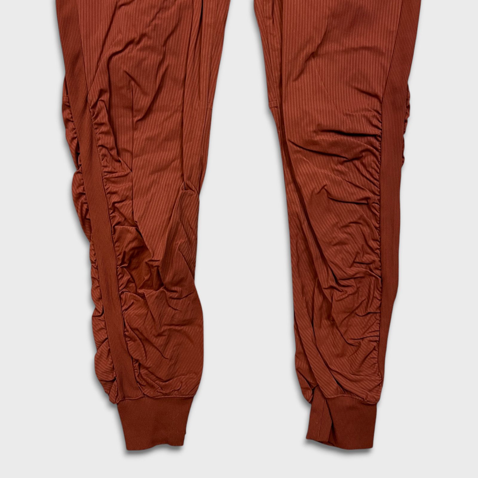 Lululemon Lululemon Dance Studio Mid-Rise Jogger 4 Athletic Leggings Size 27" / US 4 / IT 40 - 5 Thumbnail