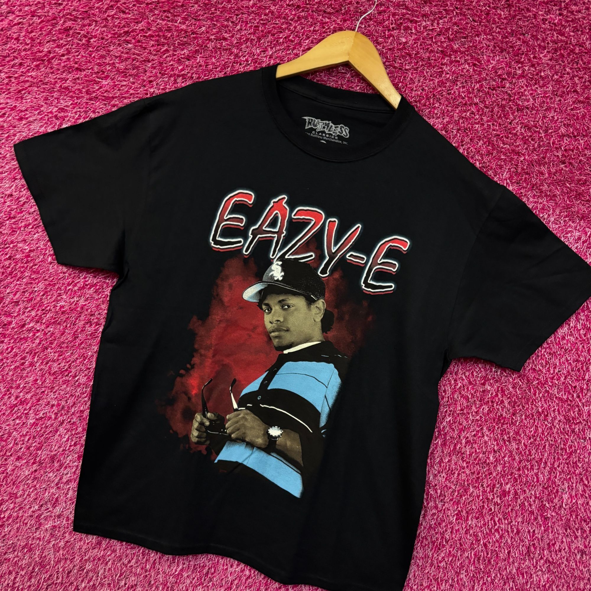 Rap Tees Eazy-E Ruthless Records NWA Poster West Coast Hip Hop Tee la Size US L / EU 52-54 / 3 - 3 Thumbnail