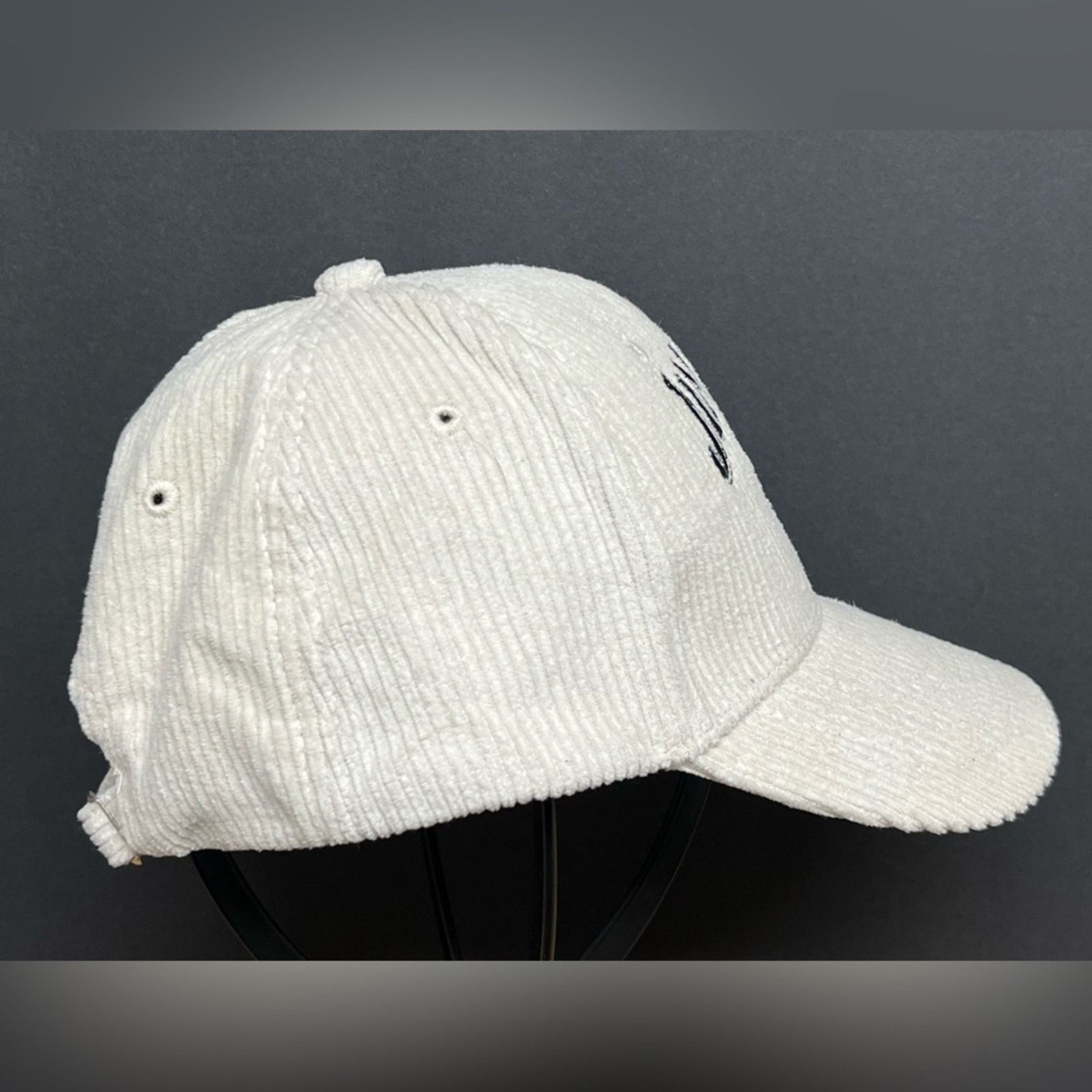 Vintage Jim Beam Whiskey Corduroy Embroidered Strapback Classic Hat Size ONE SIZE - 2 Thumbnail