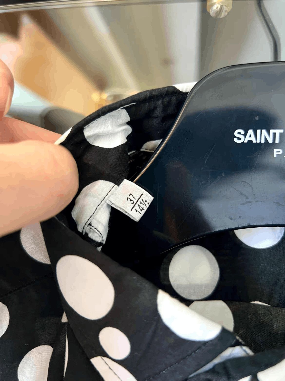 Saint Laurent Paris Saint Laurent Paris Sz 37 Saint Laurent Paris White Poke D Size US S / EU 44-46 / 1 - 4 Thumbnail
