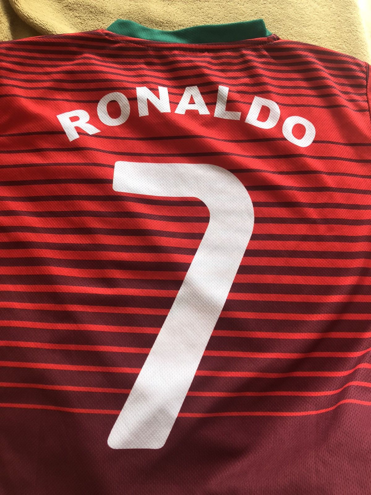 Vintage RARE VINTAGE CR7 CRISTIANO RONALDO PORTUGAL JERSEY SHIRT Size US S / EU 44-46 / 1 - 4 Thumbnail