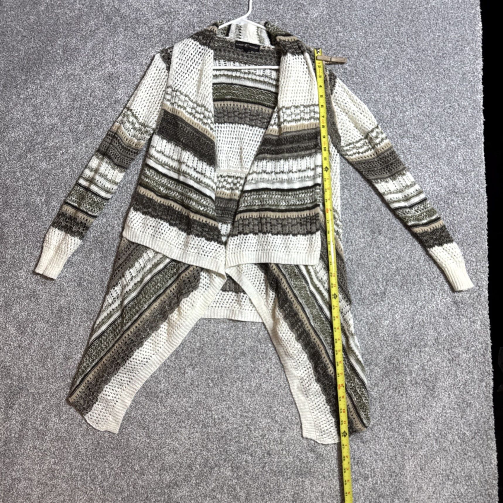 Almost Famous VINTAGE Boho Cardigan Sweater Womens M Lagenlook Tribal Southwestern Crochet Hippie Open-Knit Lightweight Oversized Relaxed 100% Acrylic Casual Travel Size M / US 6-8 / IT 42-44 - 5 Thumbnail
