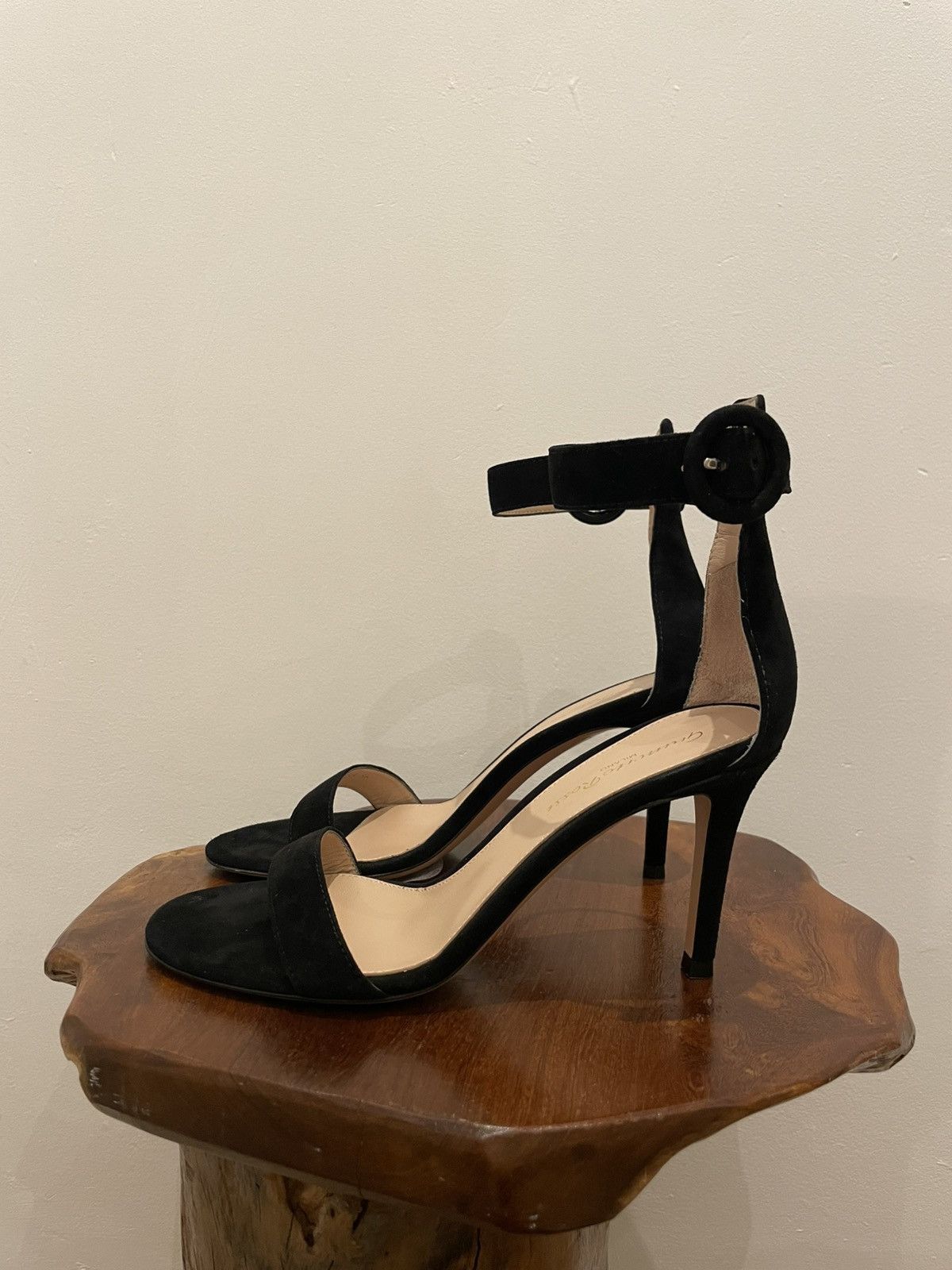 Gianvito Rossi GIANVITO ROSSI PORTOFINO 85MM Size US 6 / IT 36 - 2 Thumbnail
