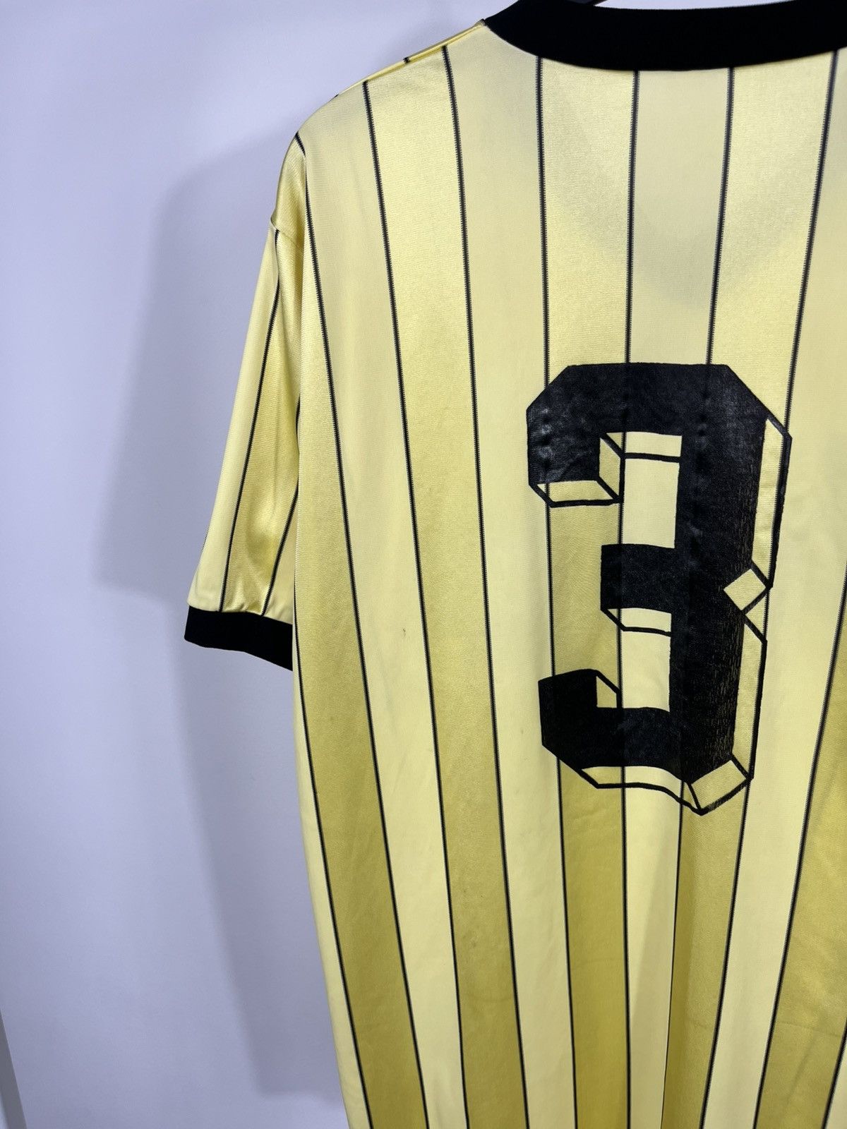 Puma Vintage Puma Agip Striped Jersey Number 3 Yellow Black Size US S / EU 44-46 / 1 - 11 Thumbnail