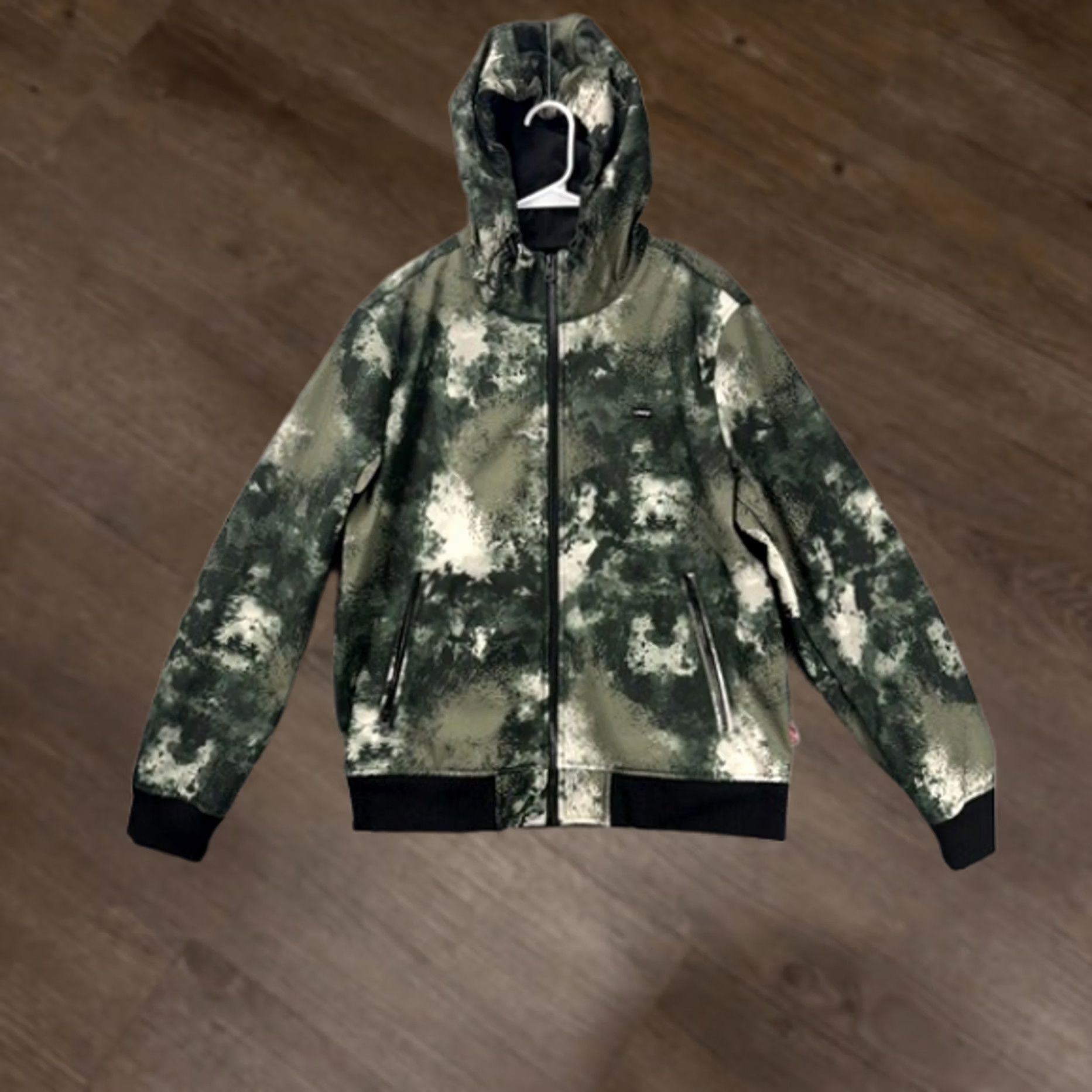 Levi's VINTAGE? Levis Full Zip Jacket Mens L Green Camouflage Soft Shell Hoodie Pockets Logo Size US L / EU 52-54 / 3 - 1 Thumbnail