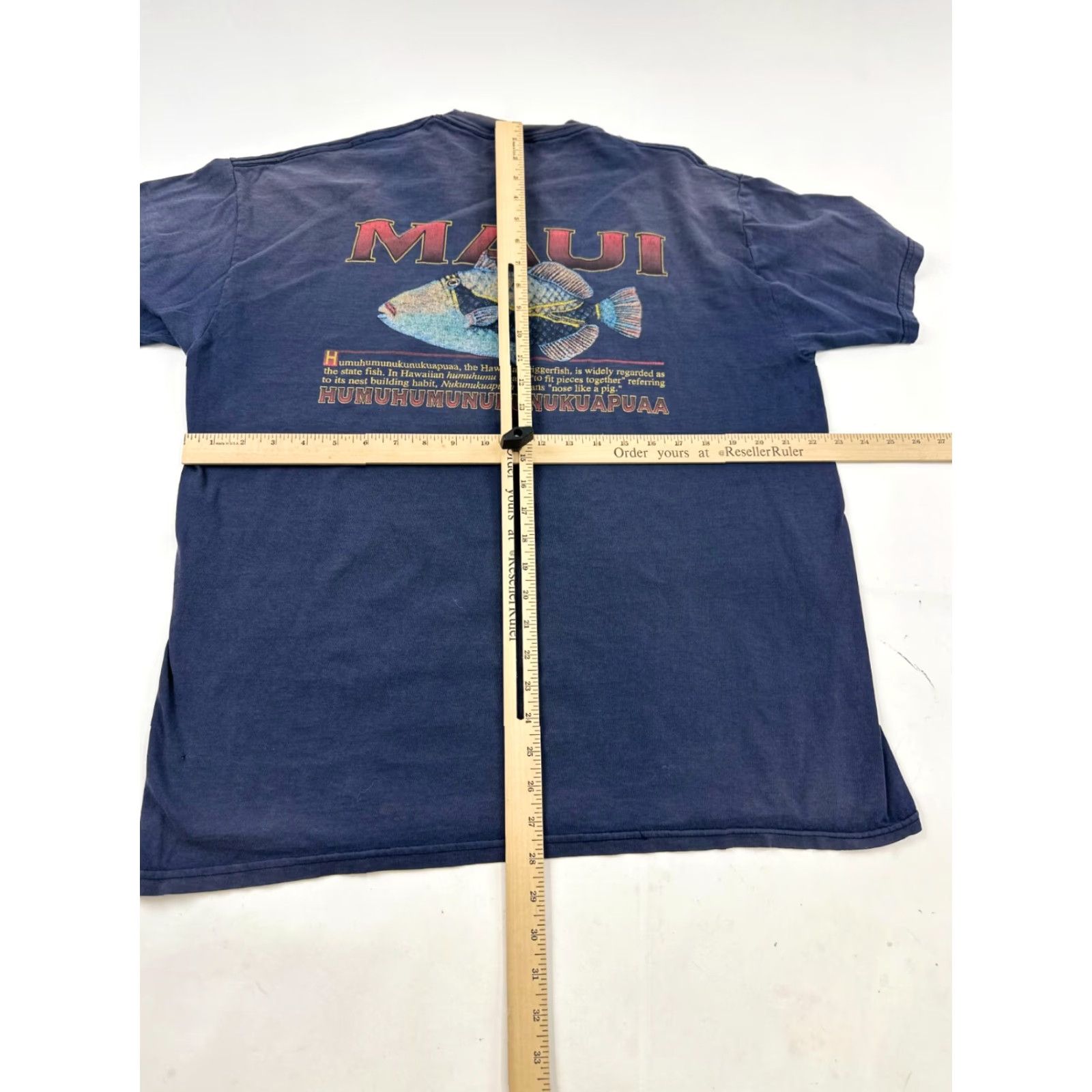 Jerzees Maui Hawaii Shirt Mens Large Navy 100% Cotton Jerzees Tee Graphic Print Humuhumunukunukuapuaa Shirt Size US L / EU 52-54 / 3 - 6 Thumbnail