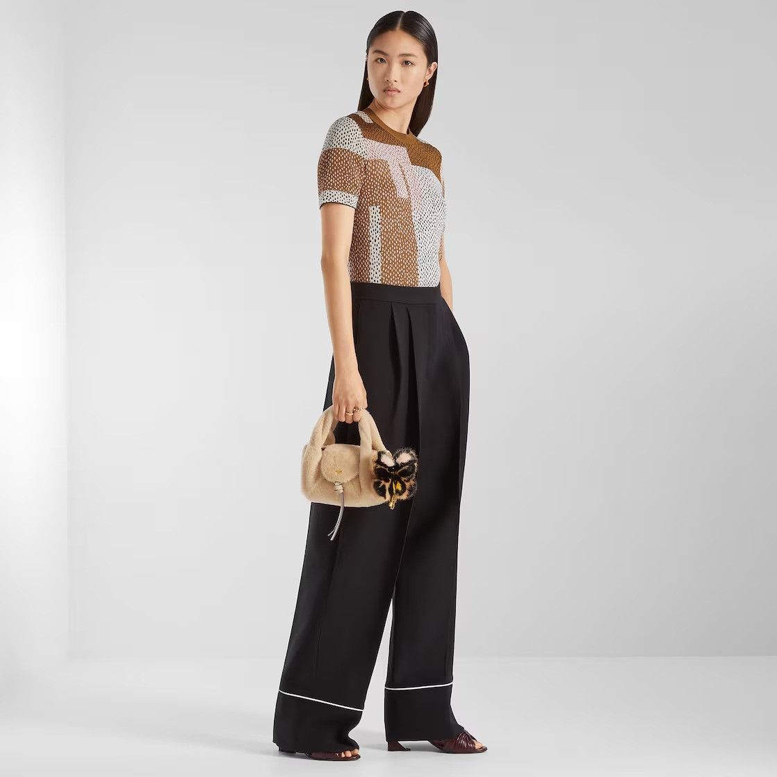 Fendi os11x0526 Short-sleeved Sweater in Multicolor Size M / US 6-8 / IT 42-44 - 3 Thumbnail