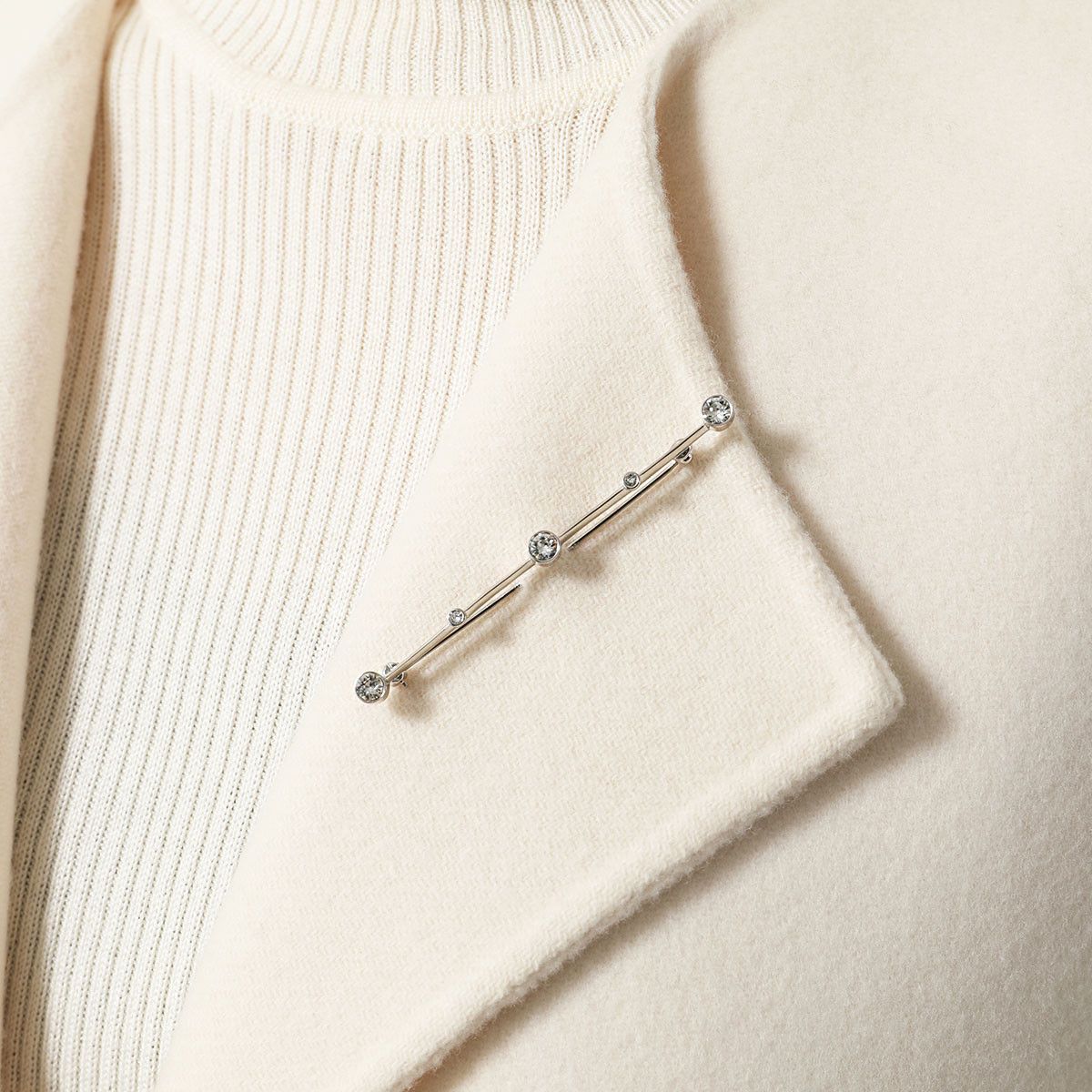 Saint Laurent Paris oc11z1225 Size: OS / Shinestone Brooch in Metal in Silver Size ONE SIZE - 4 Thumbnail