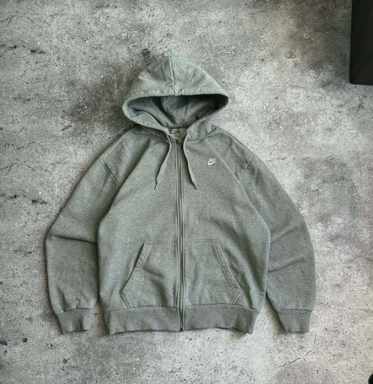 Nike × Vintage Vintage Nike Y2K grey zip oversized hoodie Size US XL / EU 56 / 4 - 2 Thumbnail