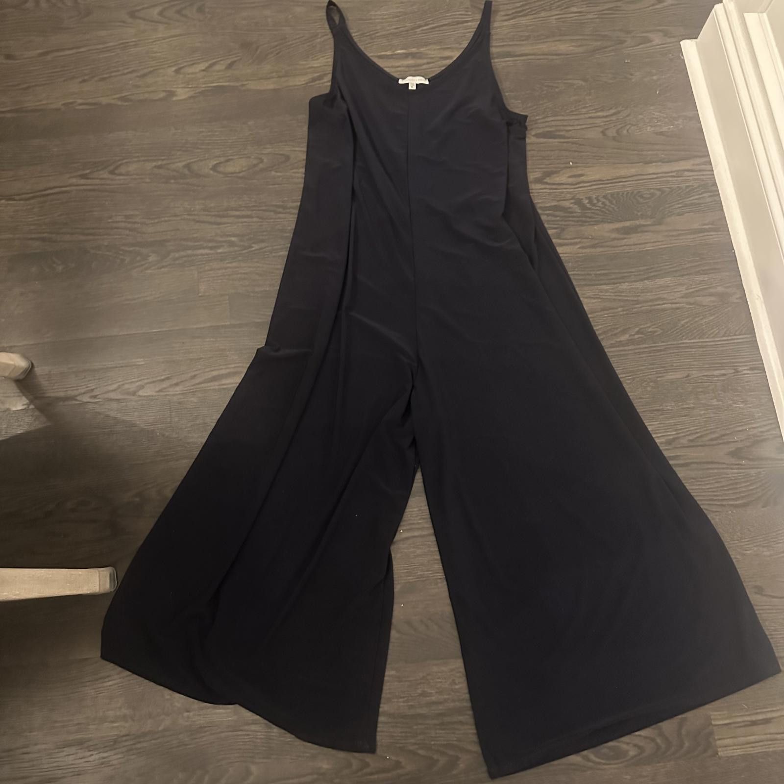 Designer Annalee + Hope Chic Navy Jumpsuit - Perfect for Any Occasion Size ONE SIZE - 1 Preview