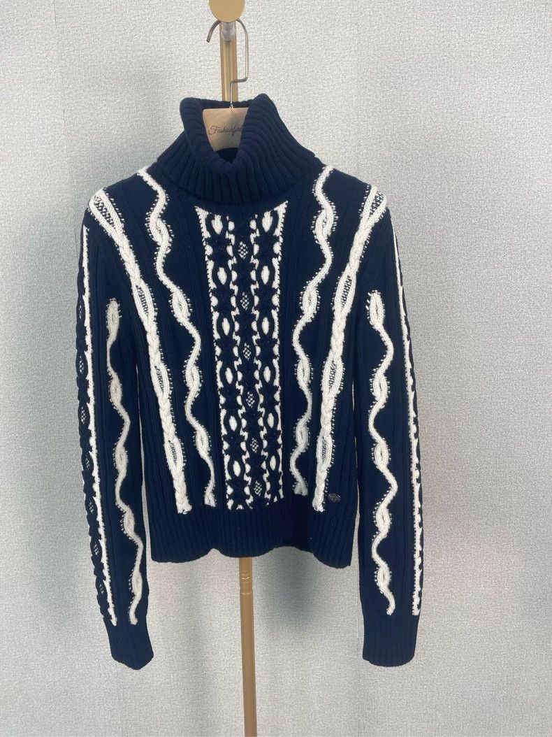 Chanel Chanel Blue White Wool Turtleneck Sweater Size US S / EU 44-46 / 1 - 1 Thumbnail