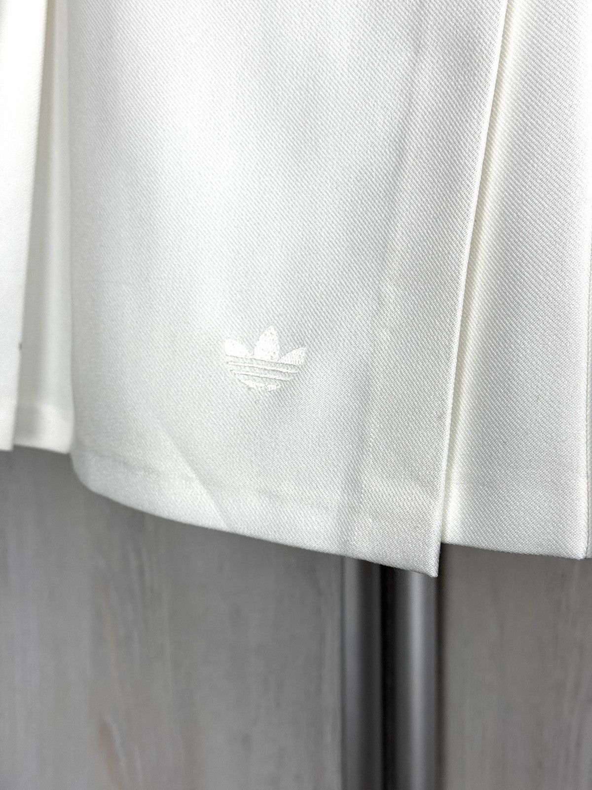 Adidas Adidas Vintage Pleated Retro Tennis Skirt Made In Yugoslavia Size 30" / US 8 / IT 44 - 4 Thumbnail
