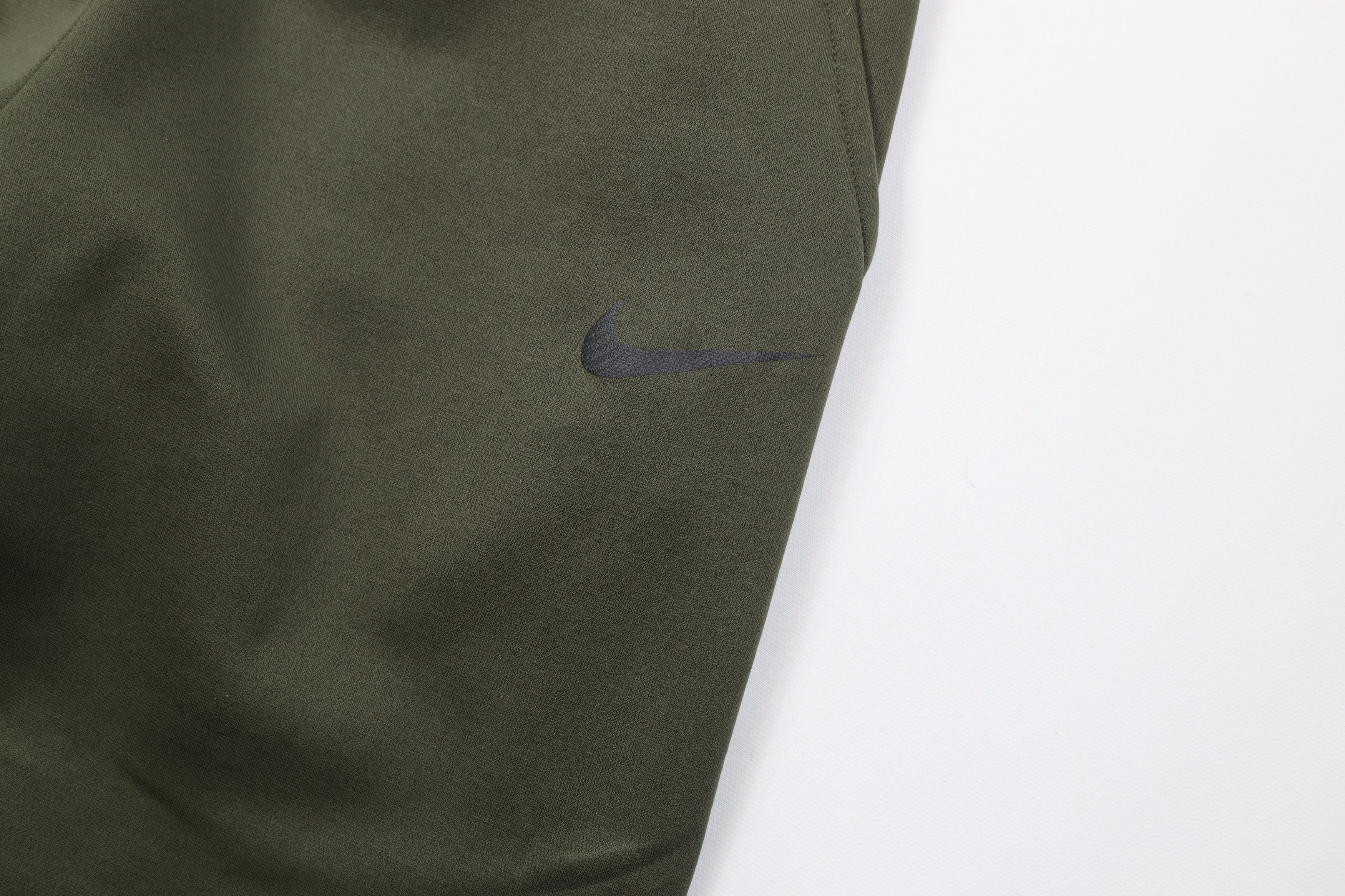 Nike Nike Tapered Leg Fleece Lined Sweatpants Pants Olive Green Size US 36 / EU 52 - 6 Thumbnail