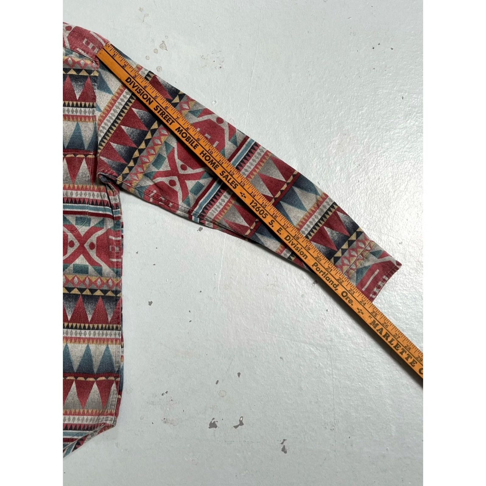 Vintage VINTAGE LL Bean Navajo Aztec Southwestern Print Button Shirt Made in USA S Size US S / EU 44-46 / 1 - 6 Thumbnail