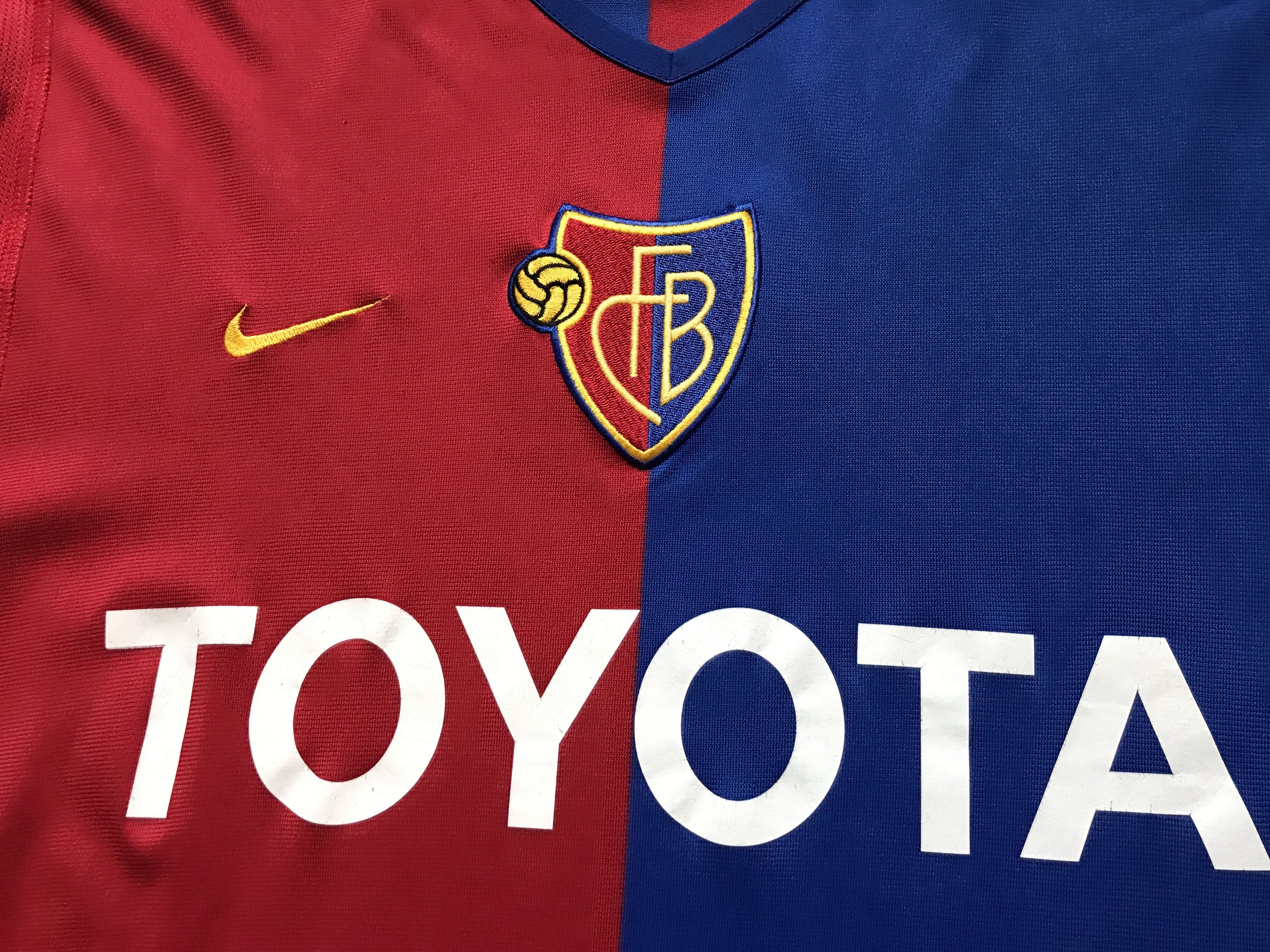 Nike Vintage Nike Basel Football Shirt 2002-2004 Size US XL / EU 56 / 4 - 4 Thumbnail