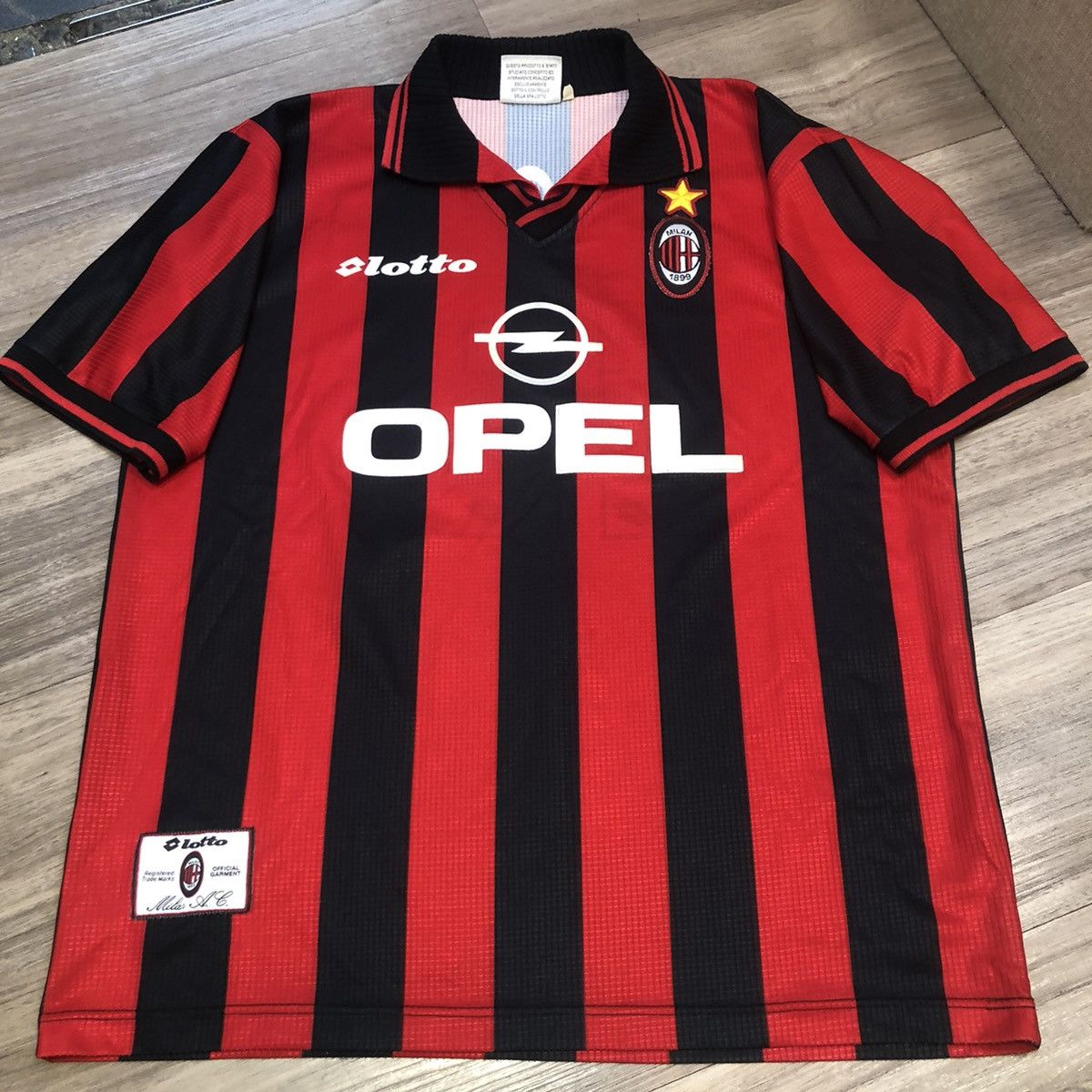 超希少【ACミラン 1997/1998 ユニフォーム】 lotto 希少 97/98シーズン lotto イタリア サッカーセリエA ACミラン