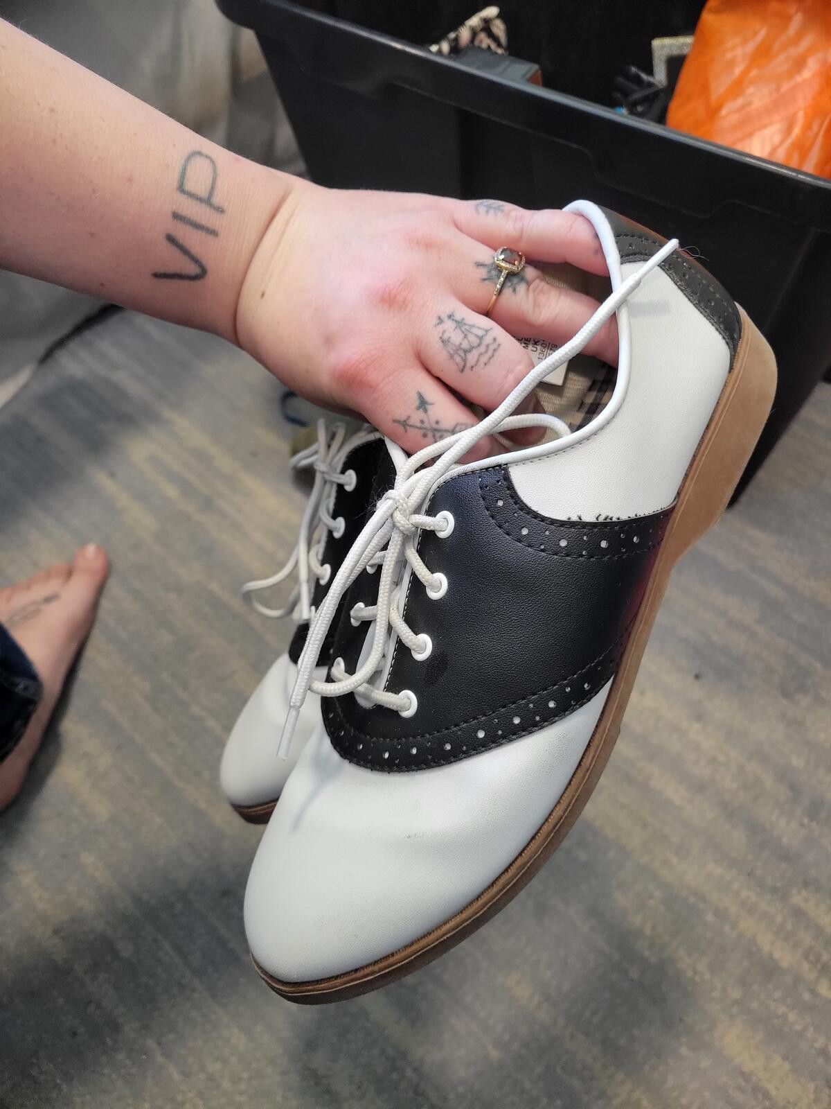 Unknown London Black and White Lace-Up Oxford Shoes Size 9 Size US 9 / IT 39 - 5 Thumbnail