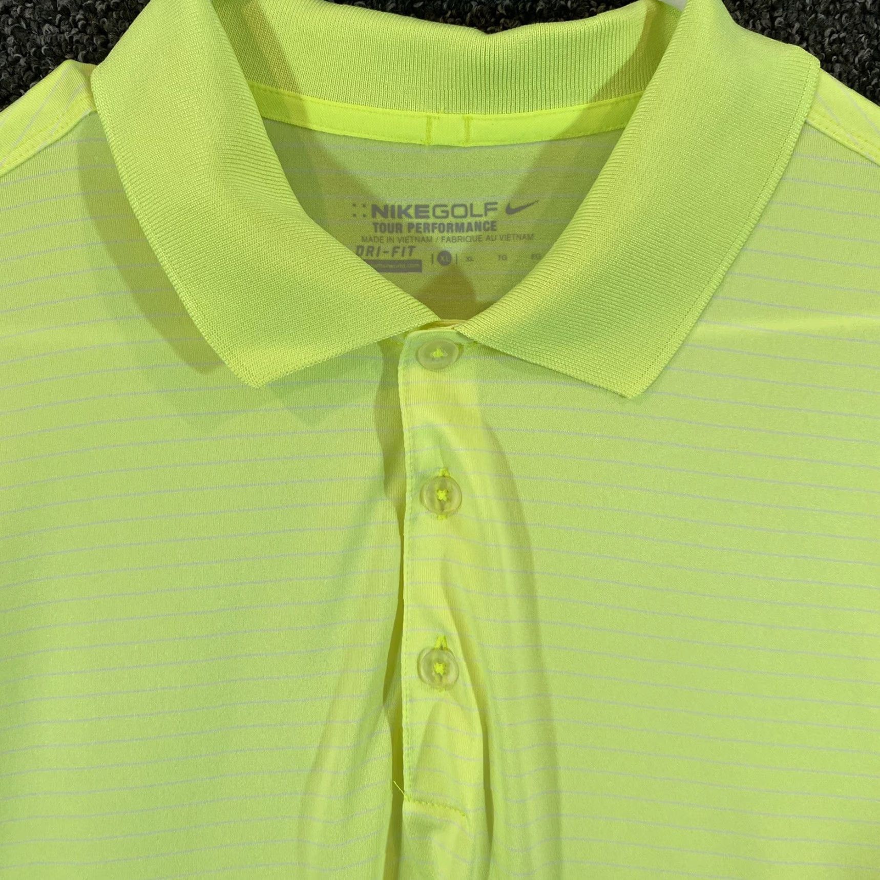 Nike NIKE Polo Shirt Men XL Neon Green Tour Performance Dri-Fit Short Sleeve Polo Size US XL / EU 56 / 4 - 3 Thumbnail
