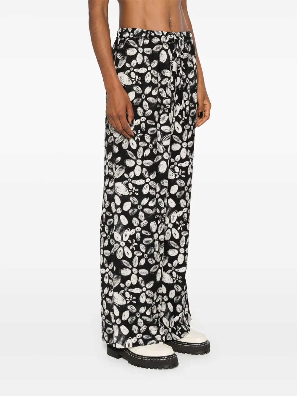 Marni o1y1125 Jogger in Black/White Size 28" / US 6 / IT 42 - 3 Thumbnail