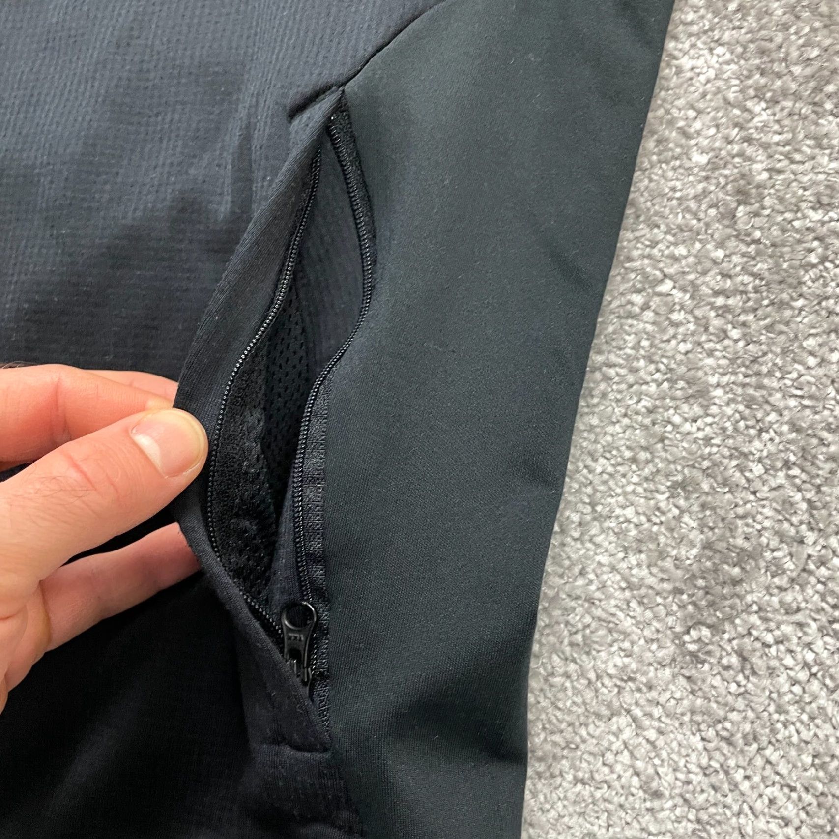 Under Armour Under Armour ColdGear Reactor Active Jacket Men S Black 1/4 Zip High Neck Hiking Running Walking Jacket Size US S / EU 44-46 / 1 - 5 Thumbnail