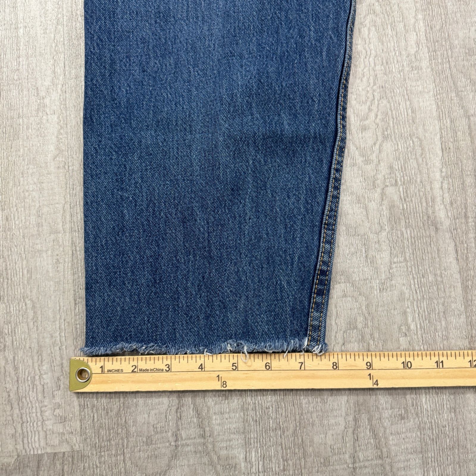 Levi's Levis 550 '92 Relaxed Taper Fit Jeans 30 x 32 (Fits 30x26) Size US 30 / EU 46 - 9 Thumbnail