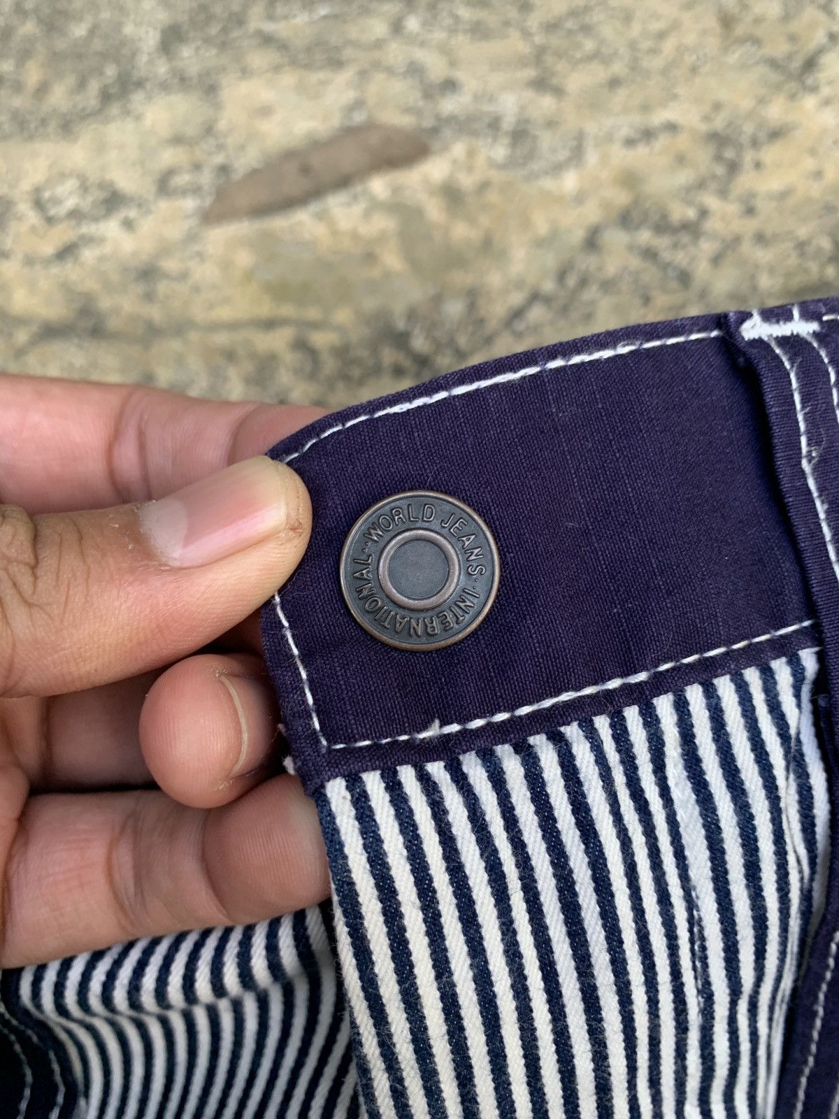 GU × Japanese Brand × Uniqlo Global Uniqlo GU Hickory Stripe Fatigue Shorts Size 33" - 6 Thumbnail