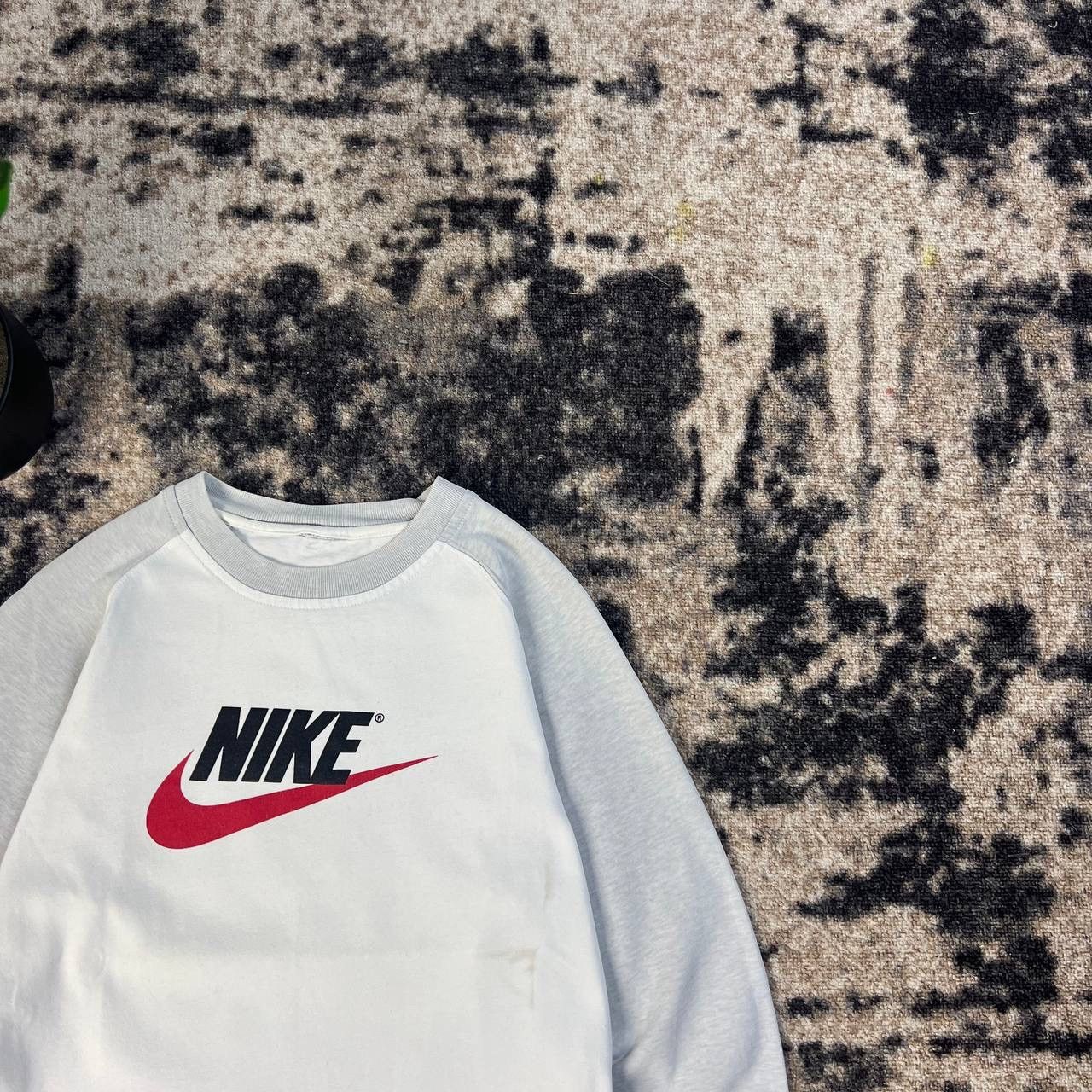 Nike Nike Vintage Y2K Big Logo Longsleeve Streetwear Style Size US S / EU 44-46 / 1 - 2 Thumbnail