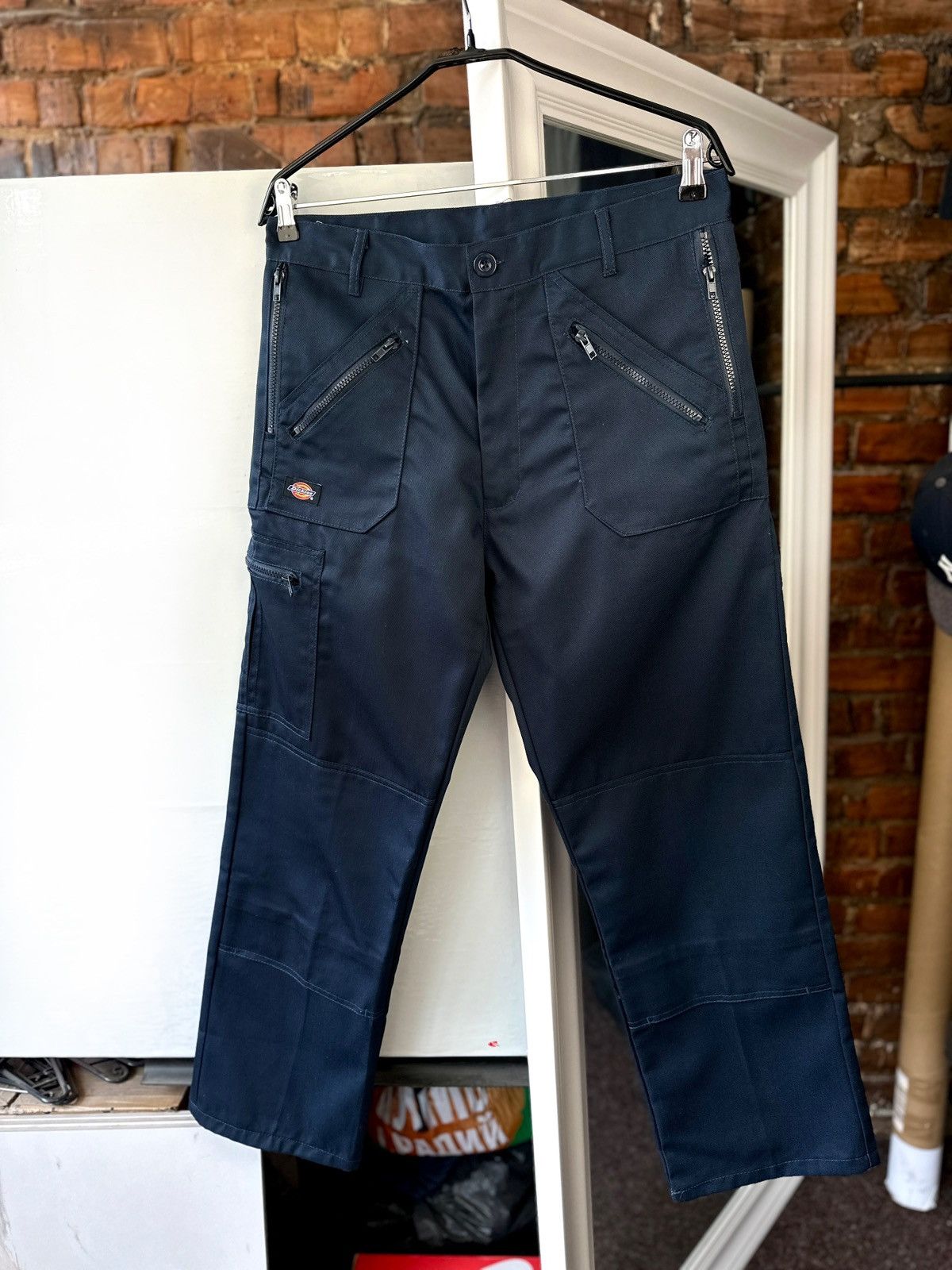 Dickies NEW Men’s Workwear Cargo Pants Dickies Dark Blue Size: 32 S Size US 31 - 1 Thumbnail