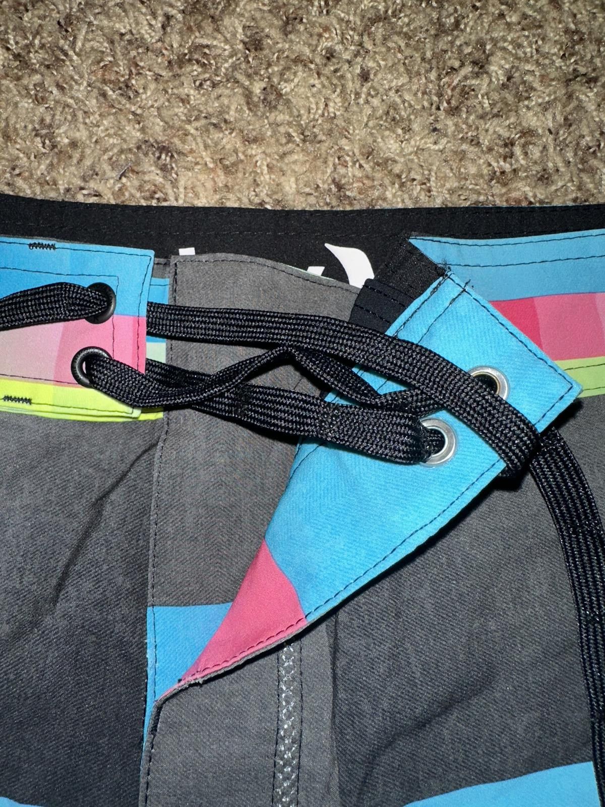 Nike Hurley Men’s Phantom Board Shorts Colorblock Surf Beach Swim Trunks Size US 34 / EU 50 - 7 Thumbnail