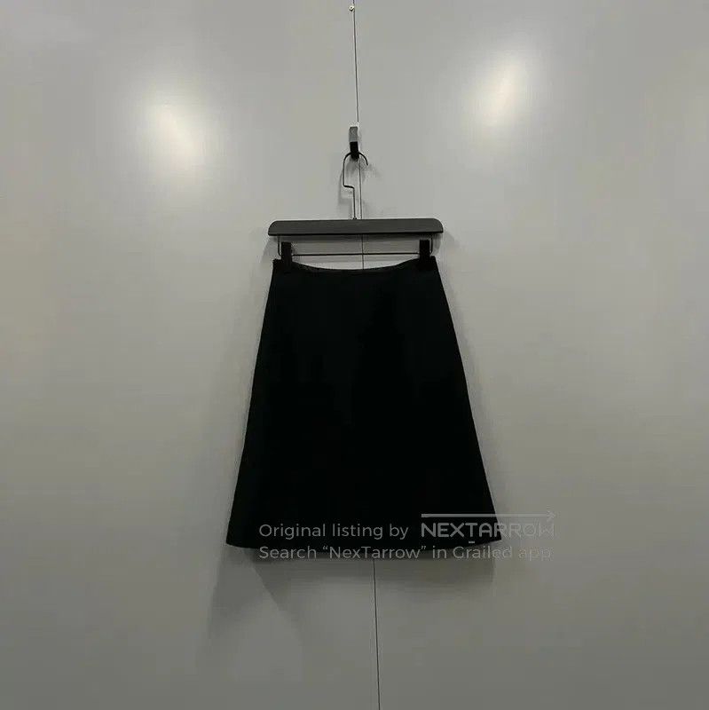 Prada Prada Black Cotton A-Line Skirt for Summer. Size 28" / US 6 / IT 42 - 2 Thumbnail