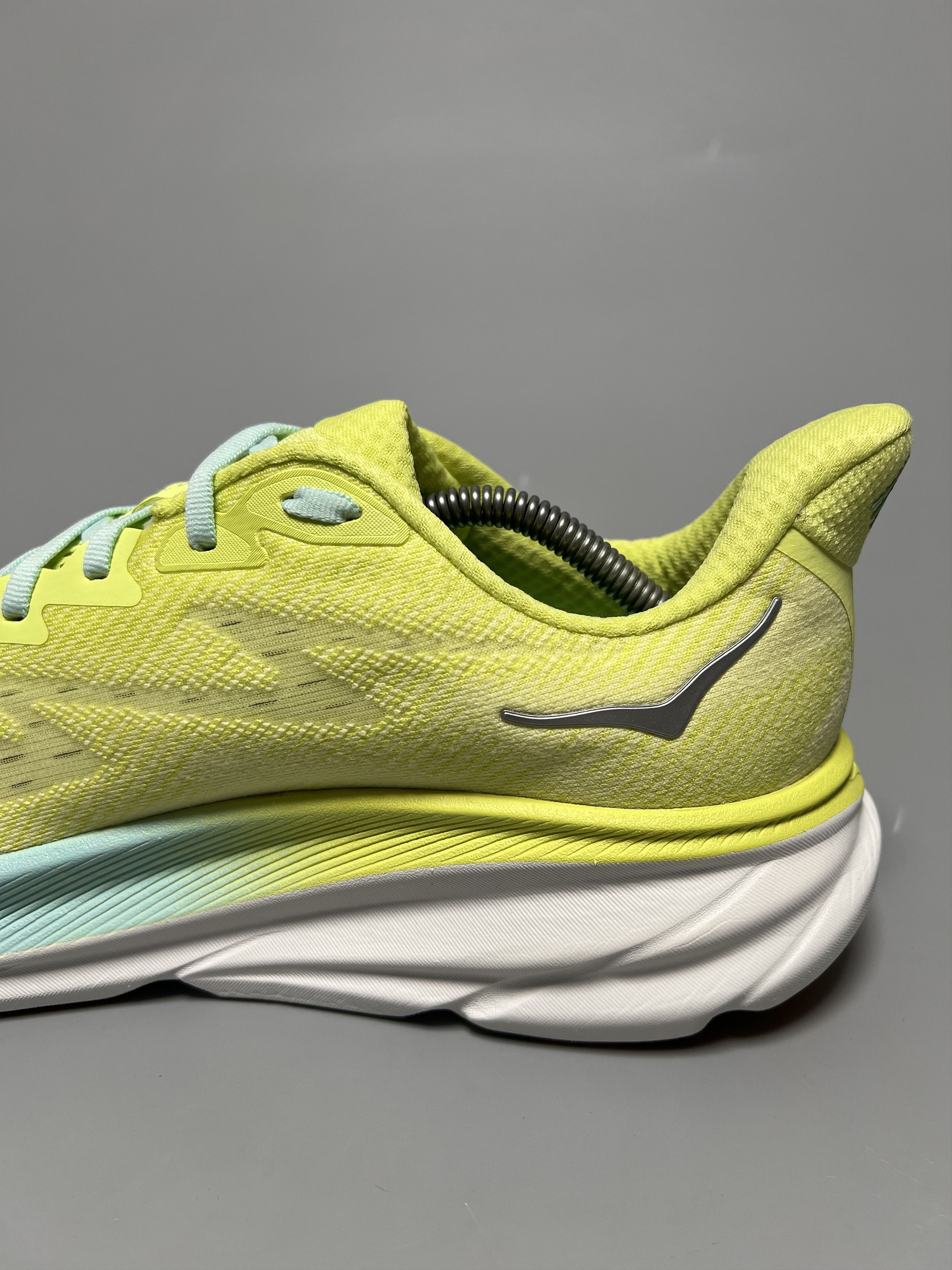 Hoka 10.5D Hoka One One Clifton 9 Wide Running Shoes Walking Gym Size US 10.5 / IT 40.5 - 10 Thumbnail