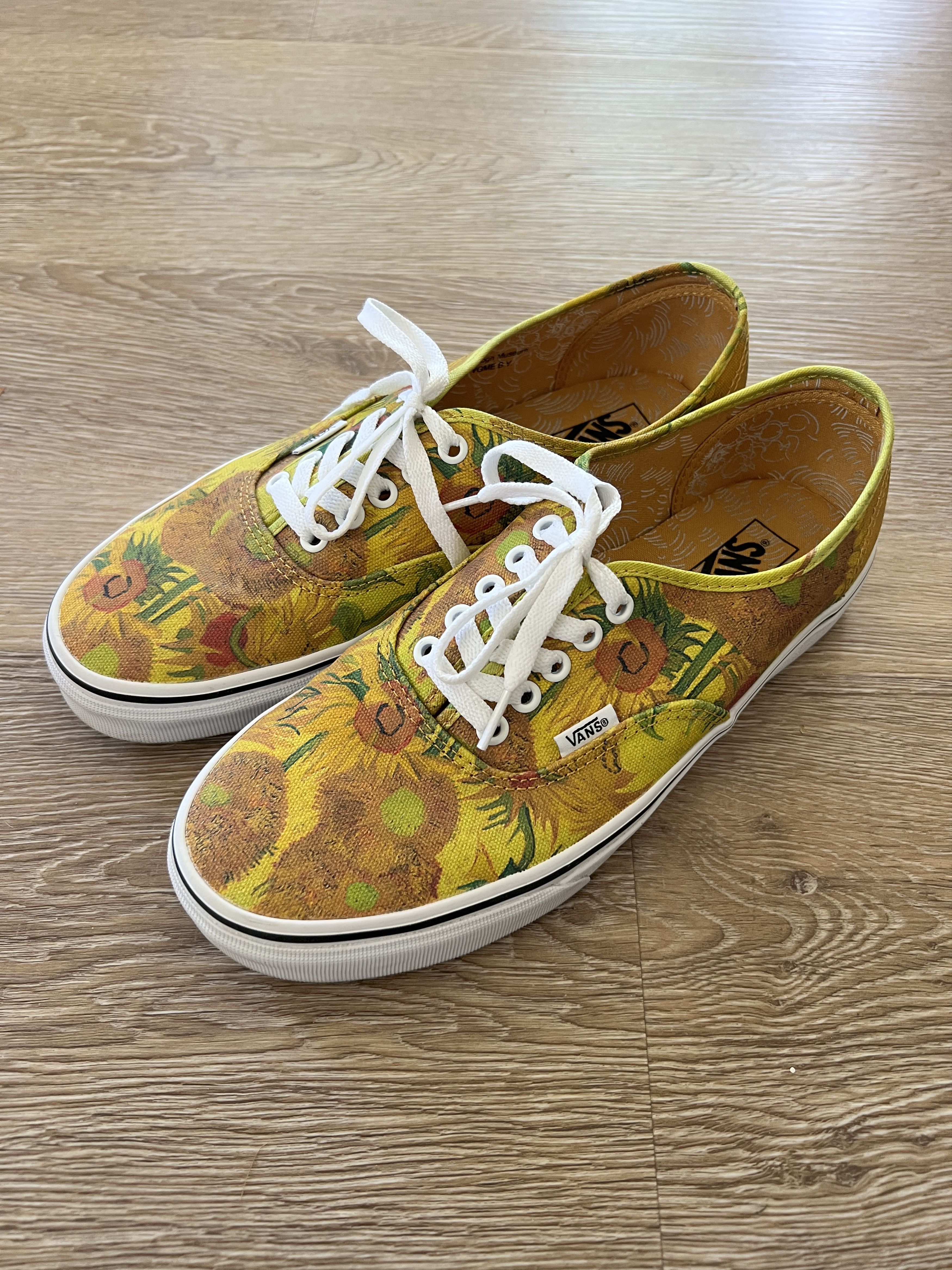 Vans Vans Van Gogh Authentic Size 9.5 Size US 9.5 / EU 42-43 - 1 Thumbnail