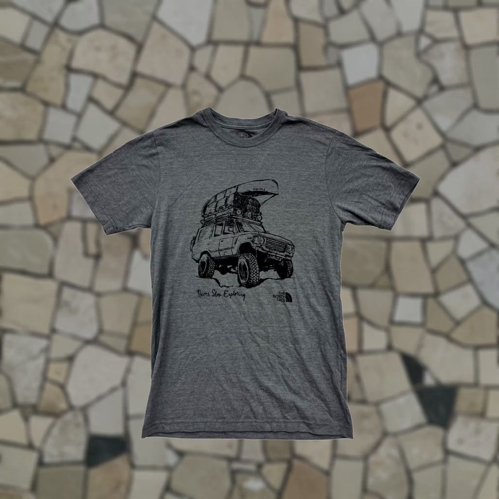 The North Face The North Face Mens Graphic Tee S Gray Slim Fit #6907 Size US S / EU 44-46 / 1 - 1 Thumbnail