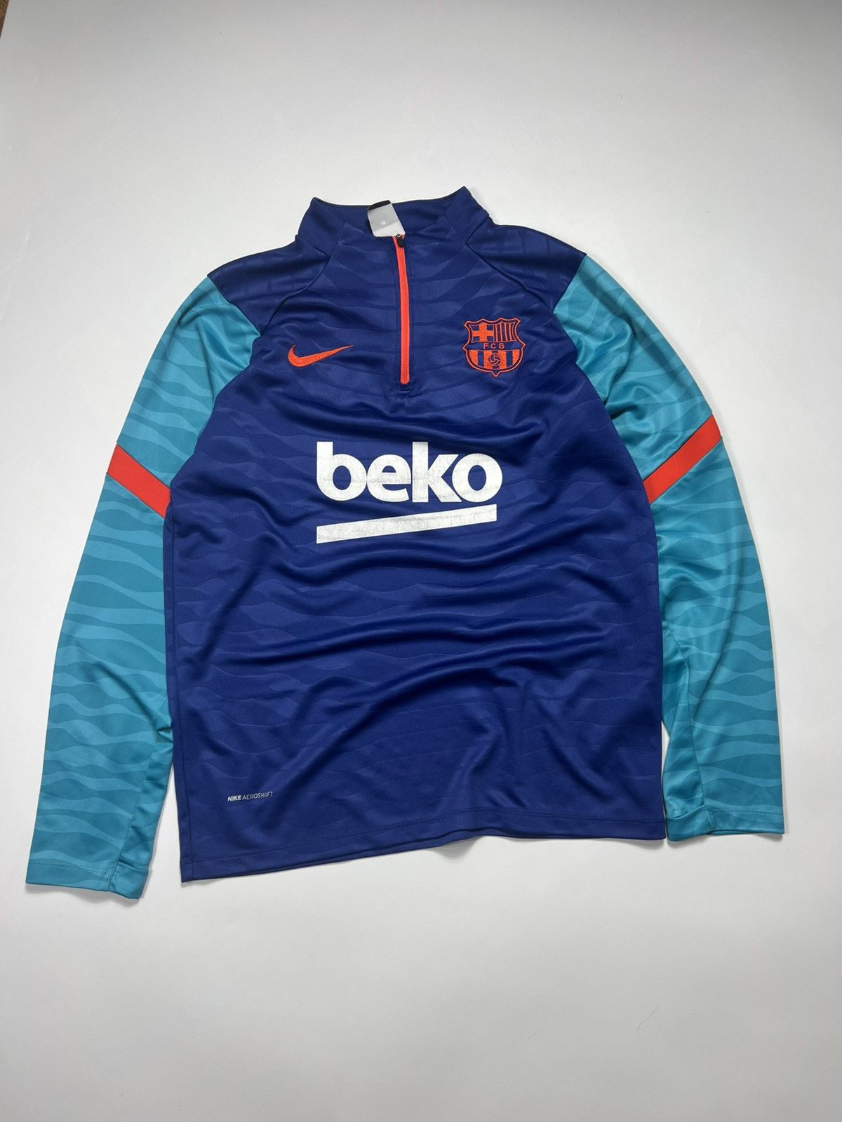 Other Vintage Nike Barcelona Aeroswift Training Suit Size US L / EU 52-54 / 3 - 2 Thumbnail