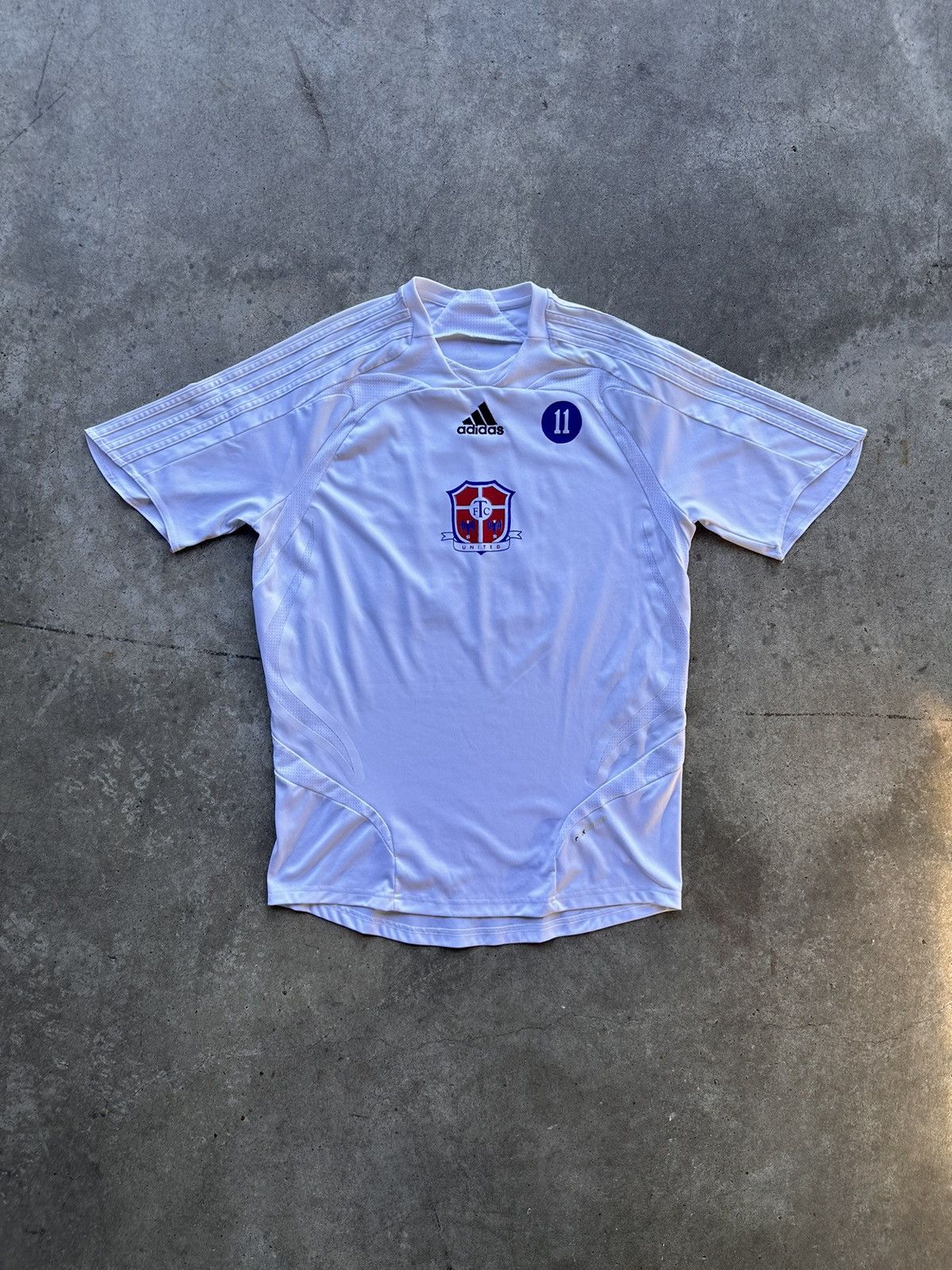 Adidas × Vintage Y2K Adidas Soccer Jersey #15 Size US L / EU 52-54 / 3 - 1 Thumbnail
