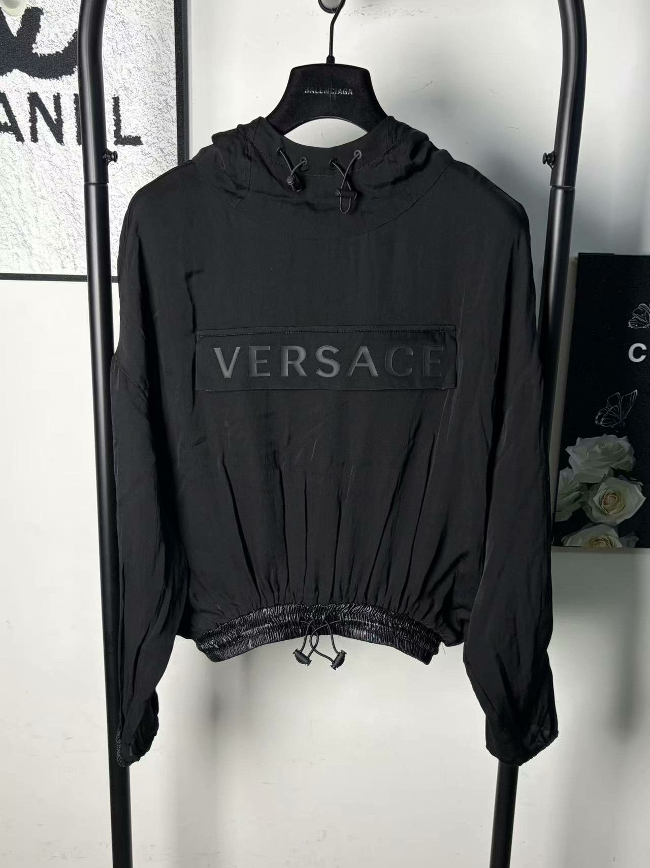 Versace Versace Retro White Hoodie l Men Size US L / EU 52-54 / 3 - 1 Thumbnail